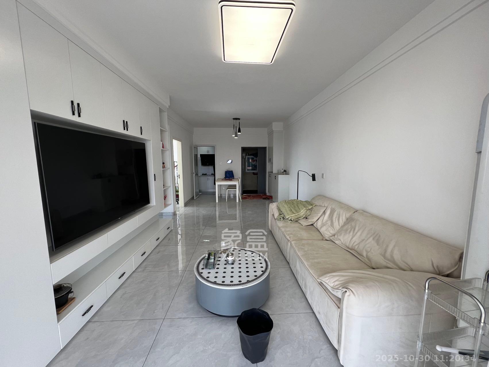 荣悦台  2室1厅1卫    3600.0元/月室内图