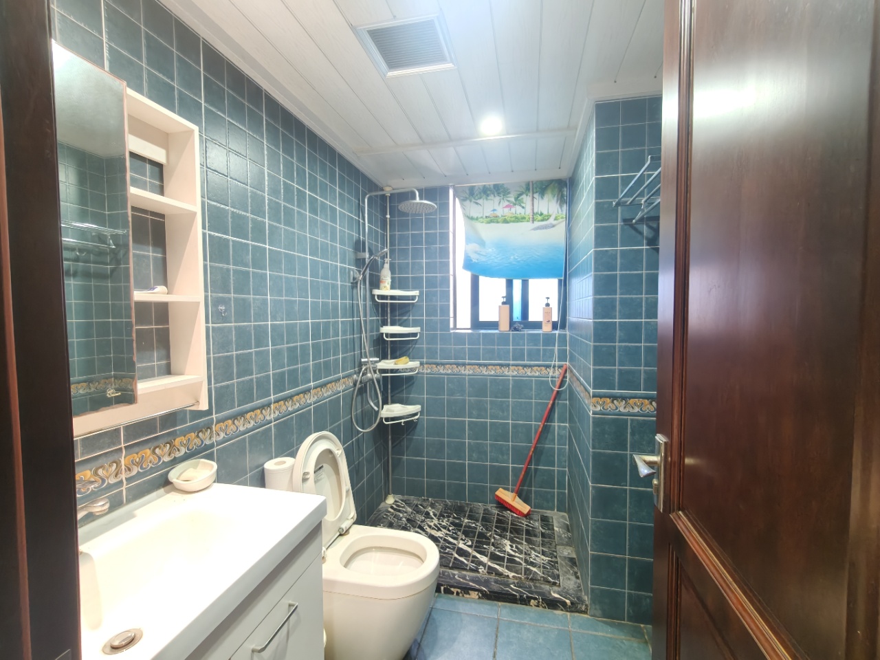 海岸银座花园  3室2厅2卫    2800.0元/月 海岸银座花园  3室2厅2卫    2800.0元/月室内图