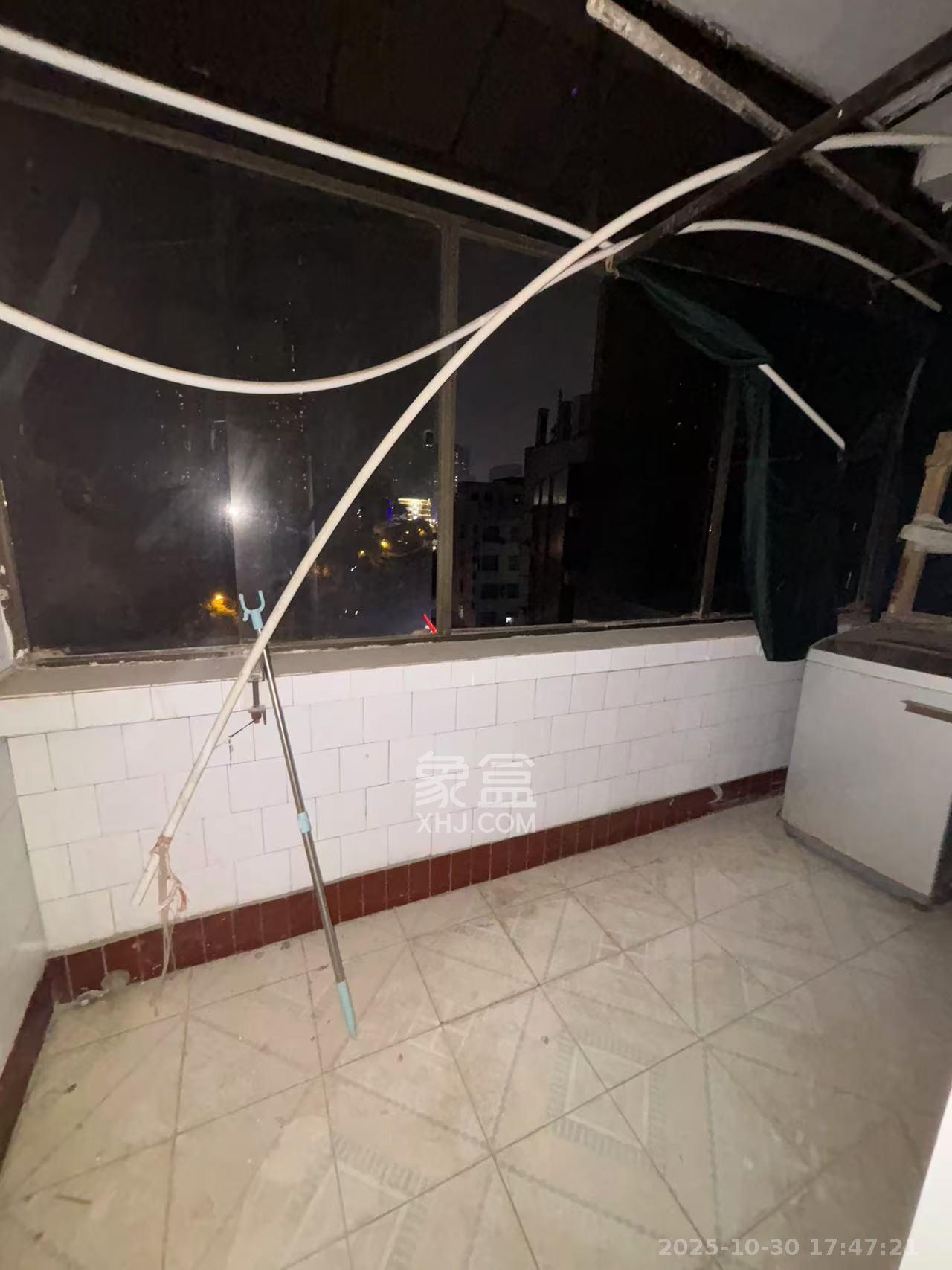 湖橡宿舍/湖橡小区  2室1厅1卫    1200.0元/月室内图