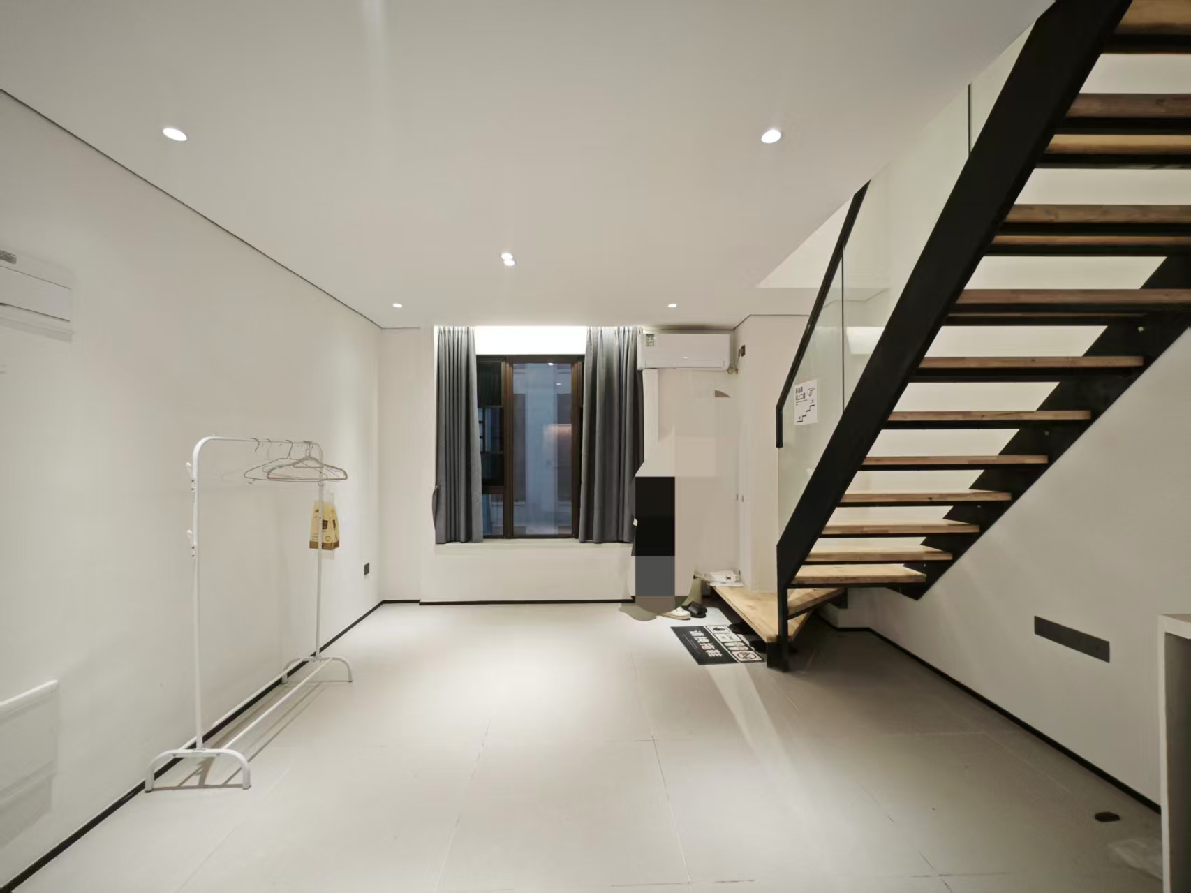 海航豪庭南苑  1室1厅2卫    2600.0元/月 海航豪庭南苑  1室1厅2卫    2600.0元/月