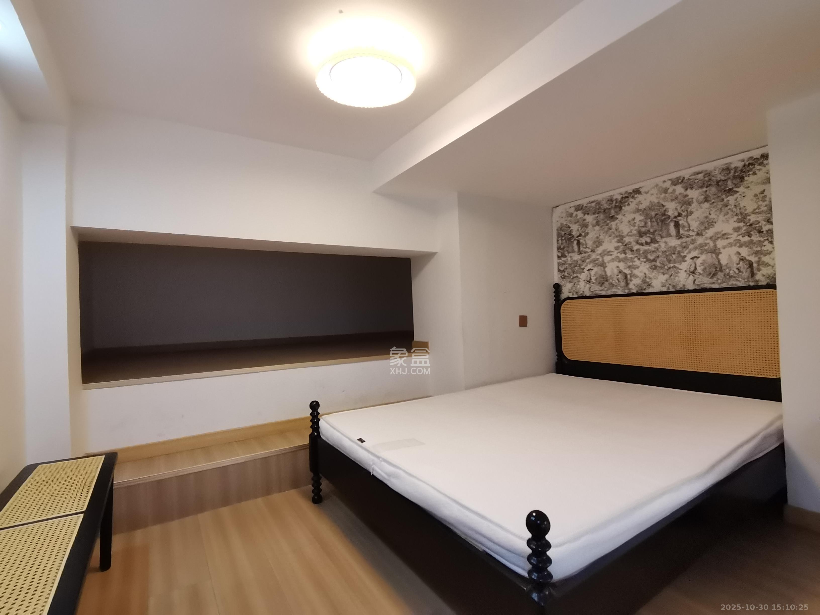 力高凤凰新天 2室1厅1卫 2300.0元/月 力高凤凰新天 2室1厅1卫 2300.0元/月室内图