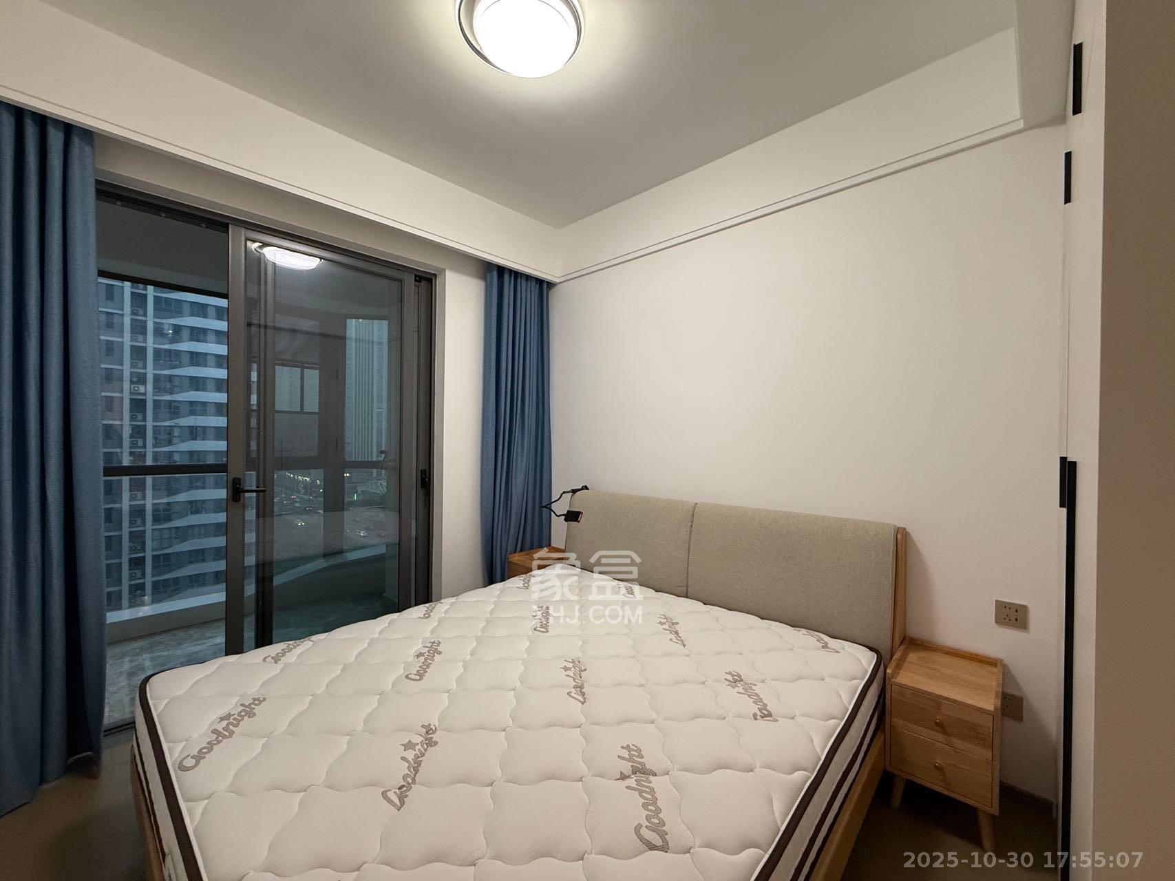 复地滨江金融中心 3室2厅2卫 4200.0元/月 复地滨江金融中心 3室2厅2卫 4200.0元/月室内图