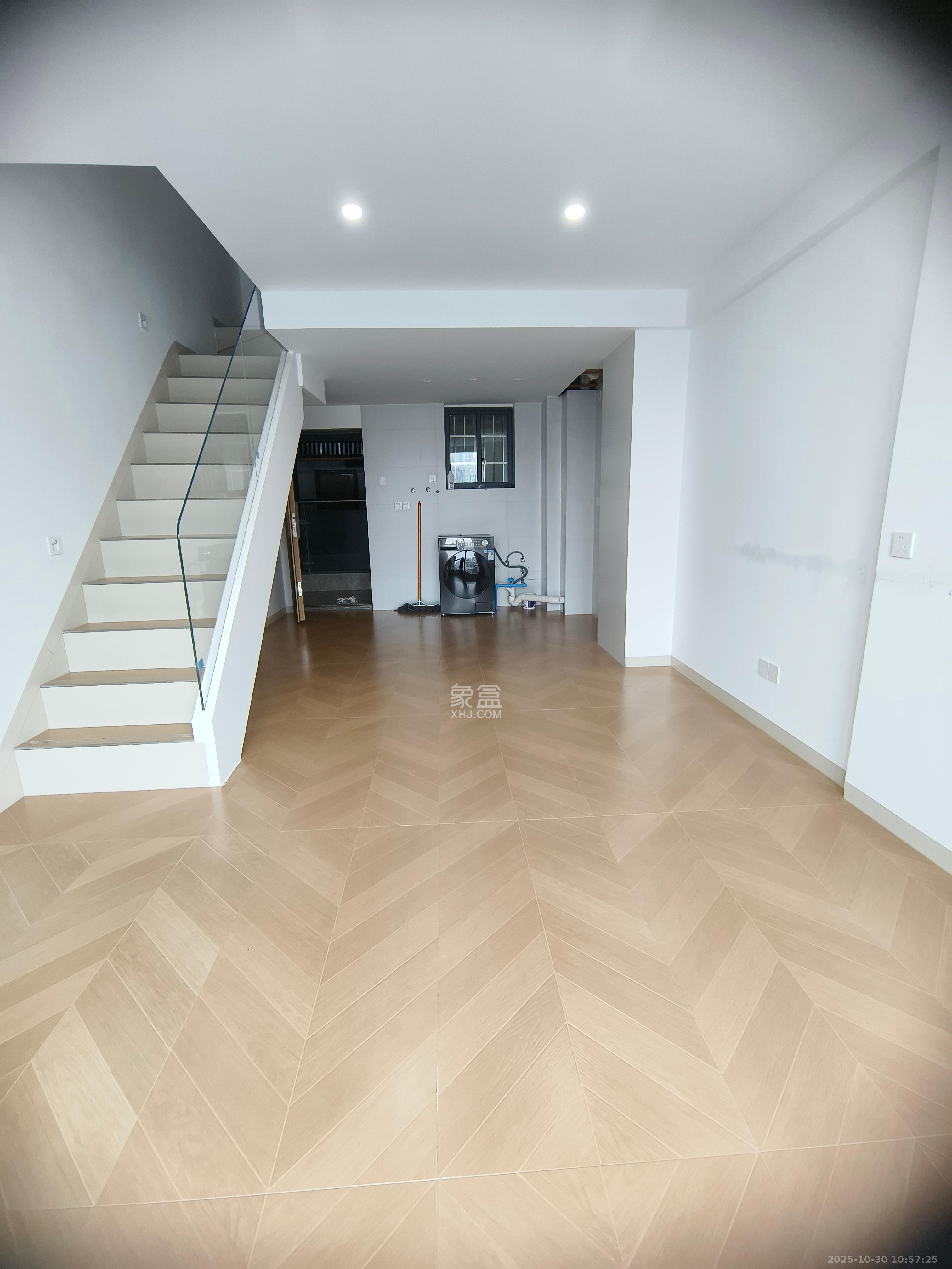 君悦新天地 2室2厅1卫 2800.0元/月 君悦新天地 2室2厅1卫 2800.0元/月室内图