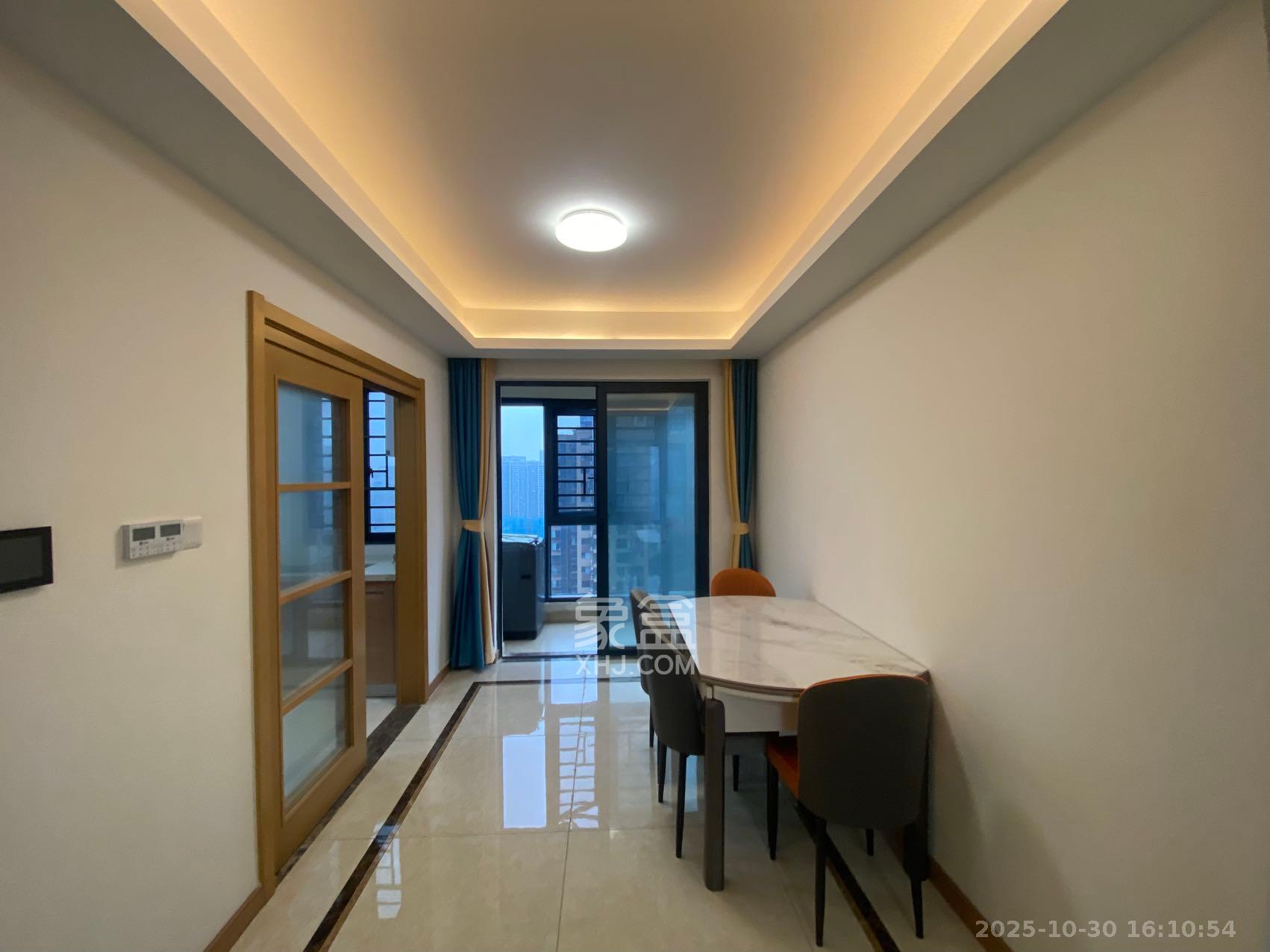 中建嘉和城凤凰台（中建瑞兴家园）  4室2厅2卫    2700.0元/月室内图