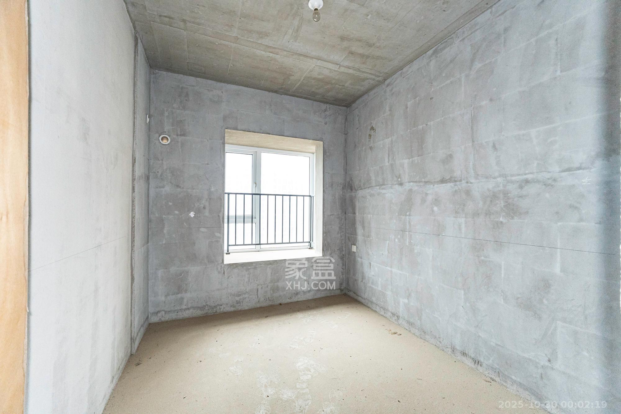 荣盛花语城  3室2厅1卫    48.0万卧室