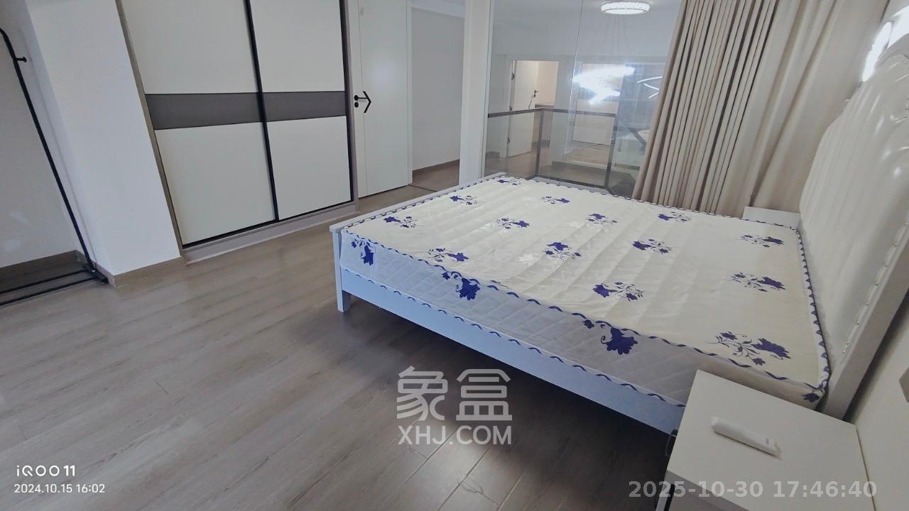 振业城三期  1室0厅0卫    2500.0元/月 振业城三期  1室0厅0卫    2500.0元/月室内图