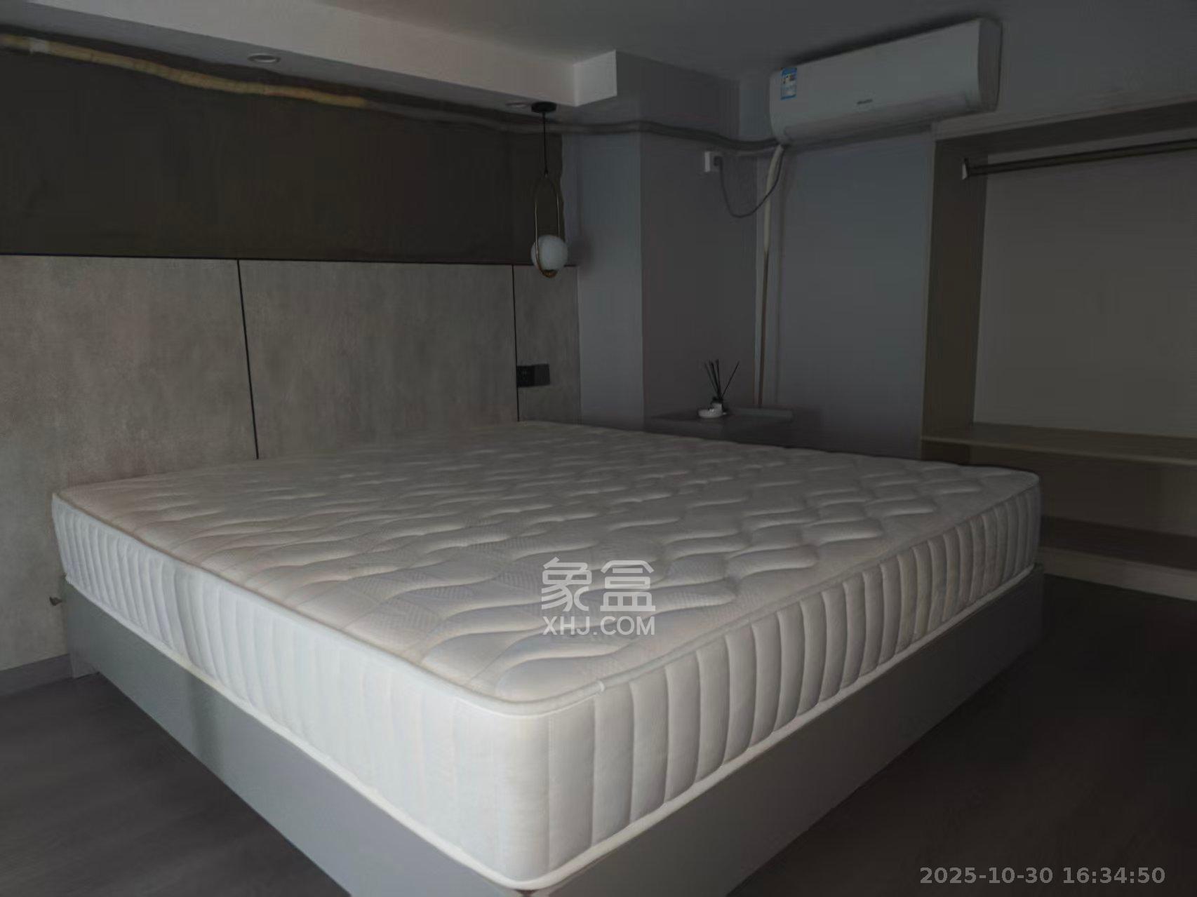 时代MOMA云PARK  1室1厅1卫    2000.0元/月 时代MOMA云PARK  1室1厅1卫    2000.0元/月室内图