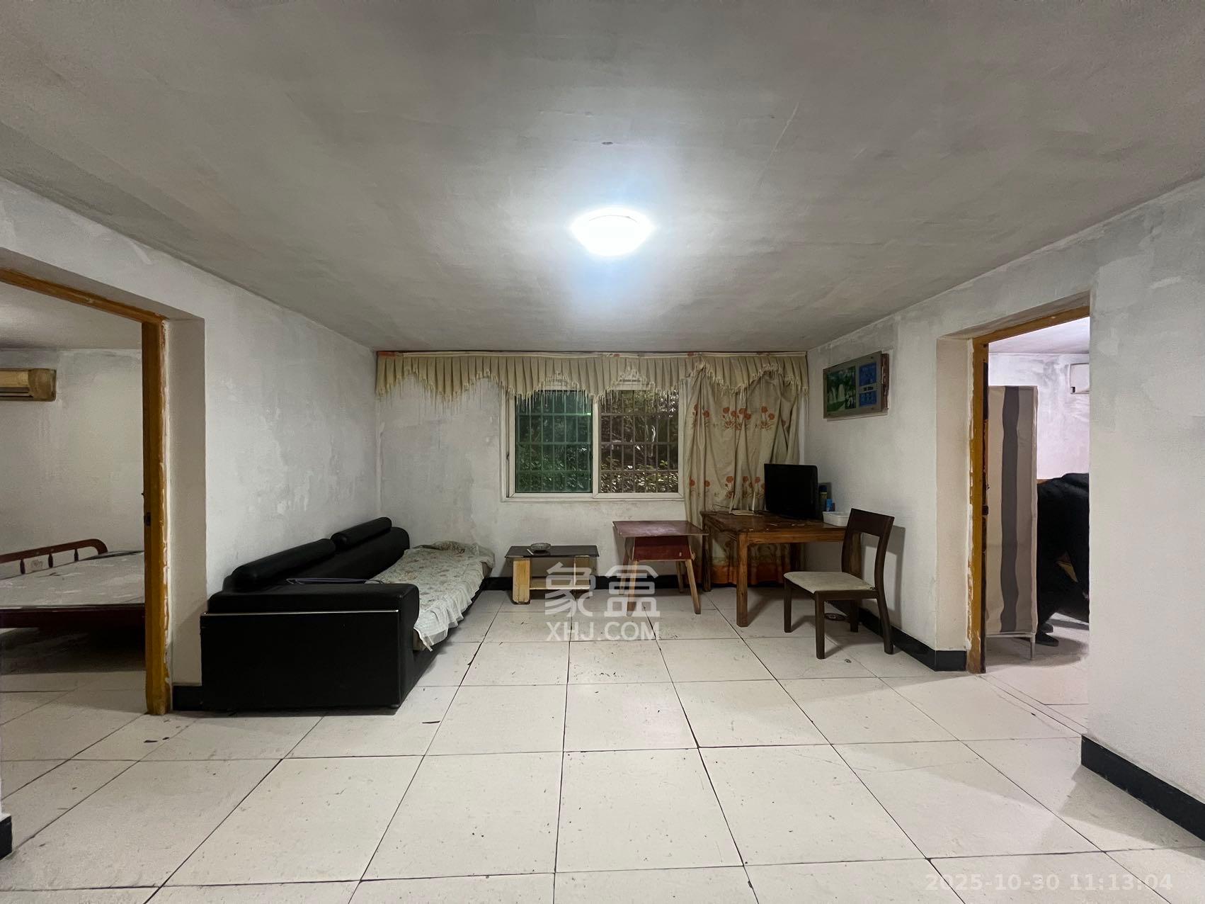 江南公寓  2室1厅1卫    1400.0元/月 江南公寓  2室1厅1卫    1400.0元/月