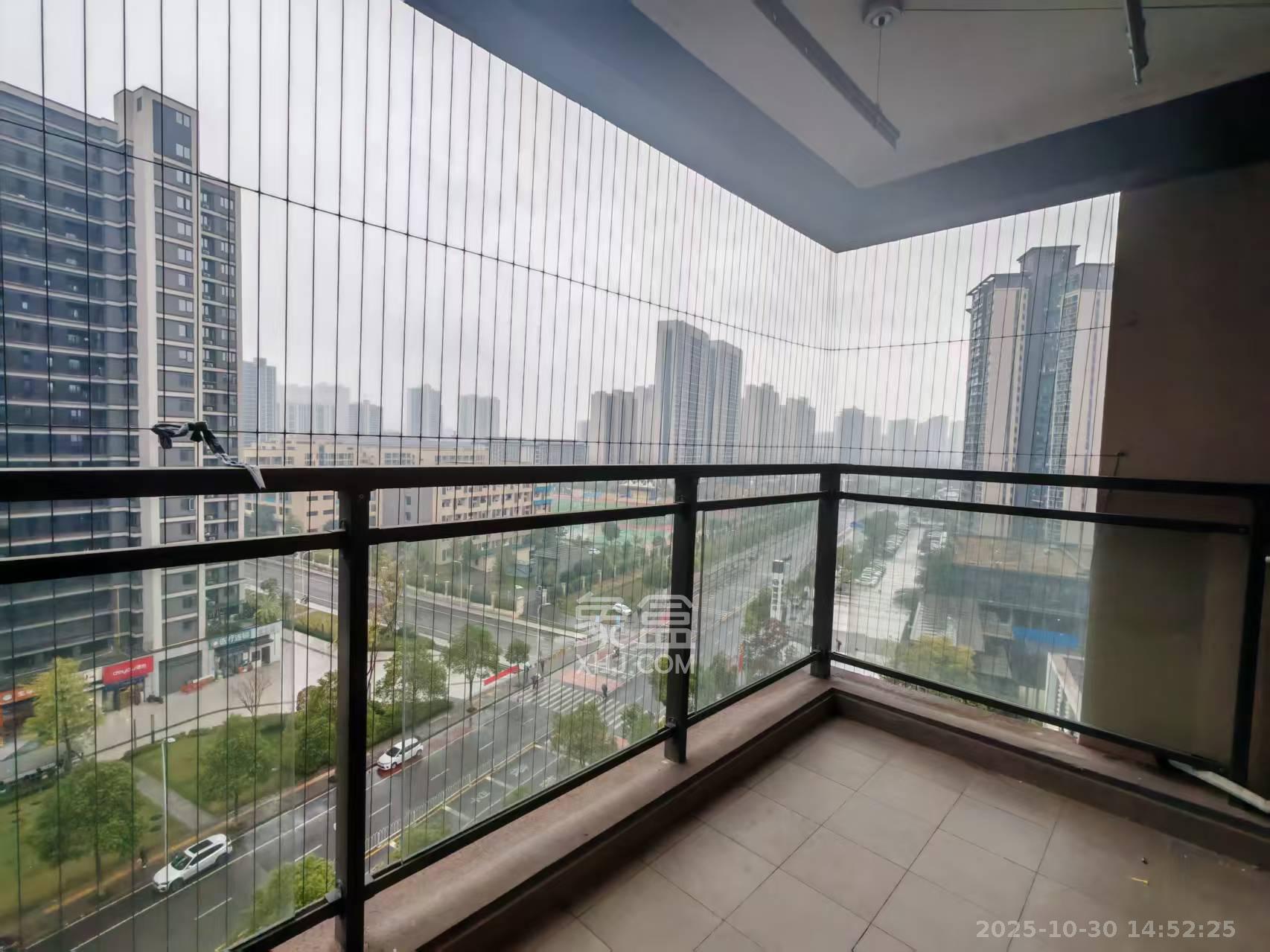 深业鹭栖府  3室2厅2卫    3000.0元/月 深业鹭栖府  3室2厅2卫    3000.0元/月室内图