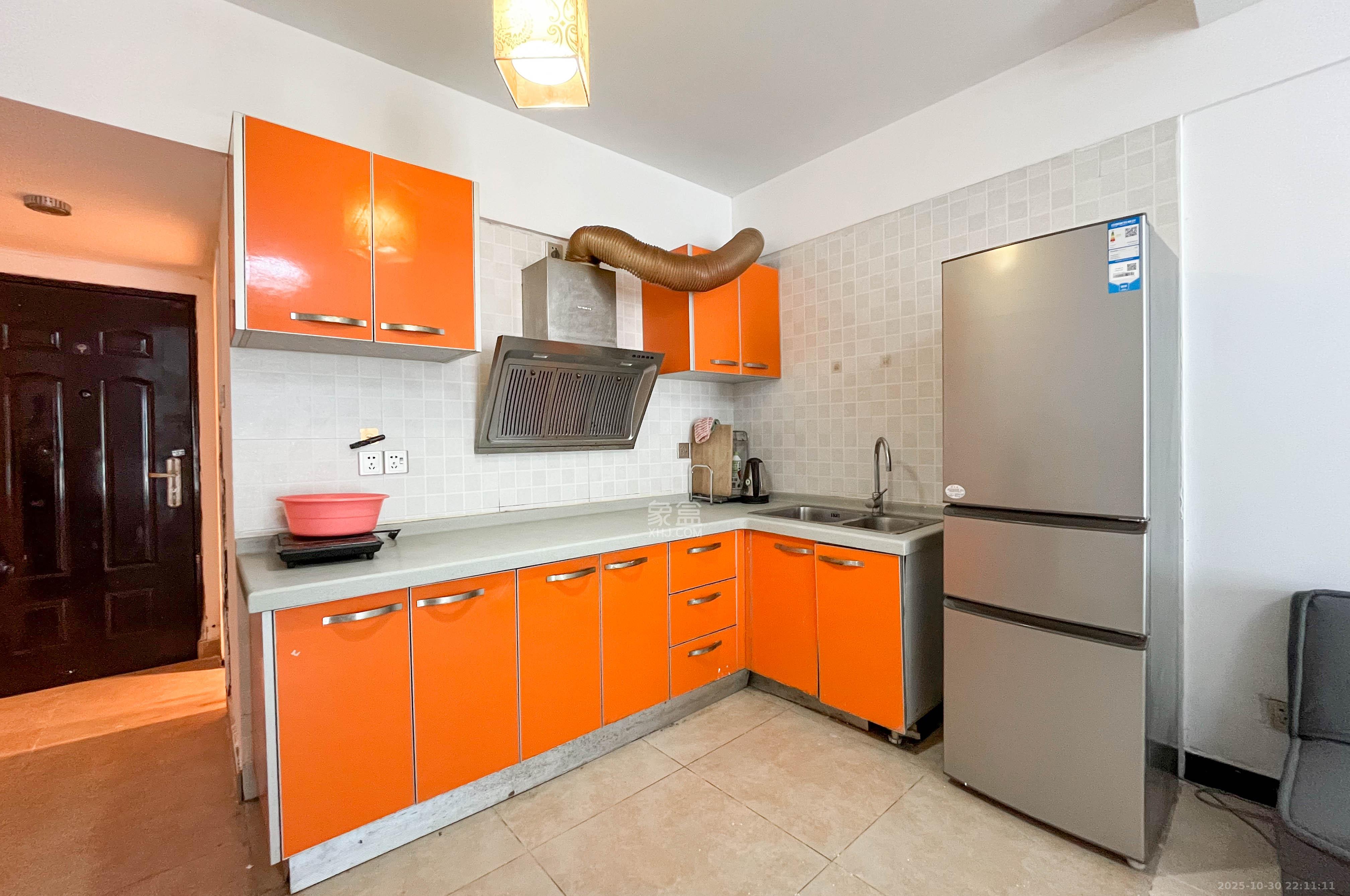 玛依拉山庄  1室1厅1卫    40.0万厨房