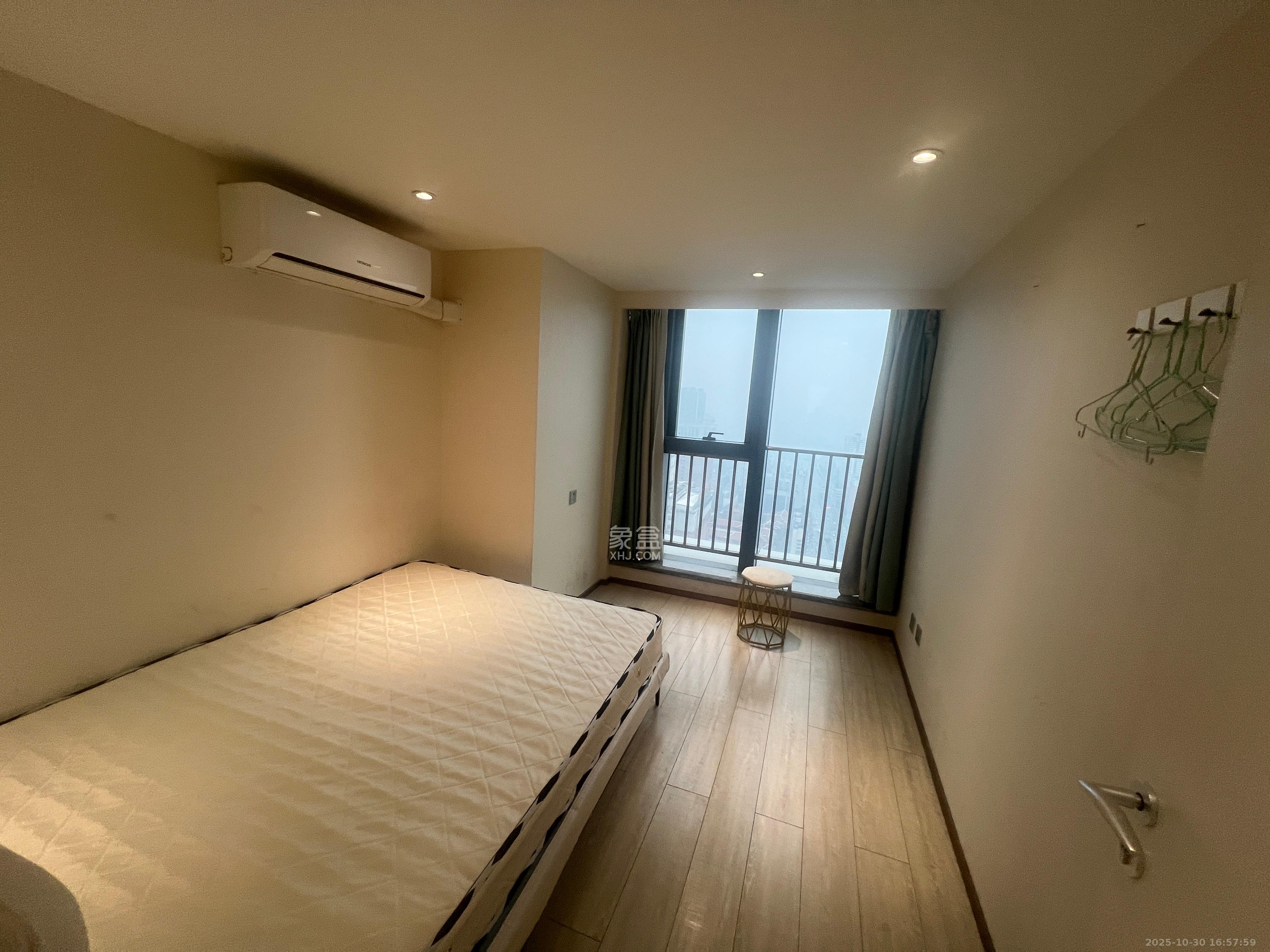 华远华时代  3室2厅2卫    3800.0元/月室内图