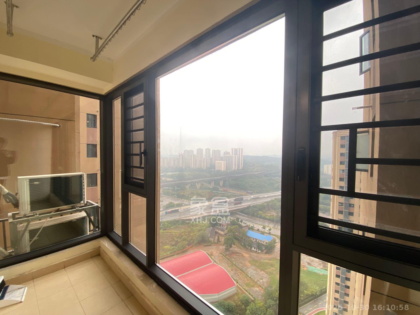 中建嘉和城凤凰台（中建瑞兴家园）  4室2厅2卫    2700.0元/月室内图