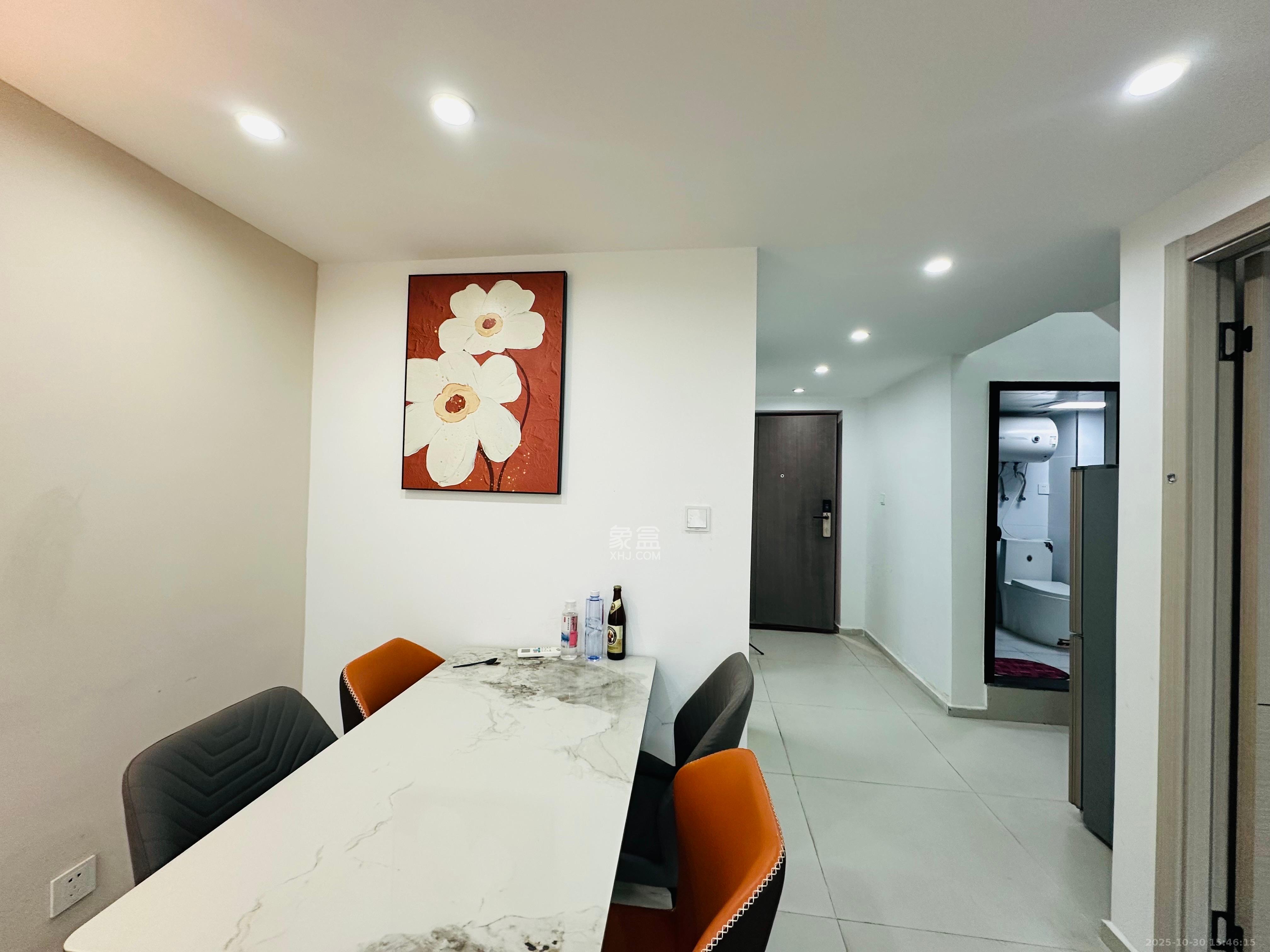 卓越中寰  3室2厅2卫    3700.0元/月 卓越中寰  3室2厅2卫    3700.0元/月室内图