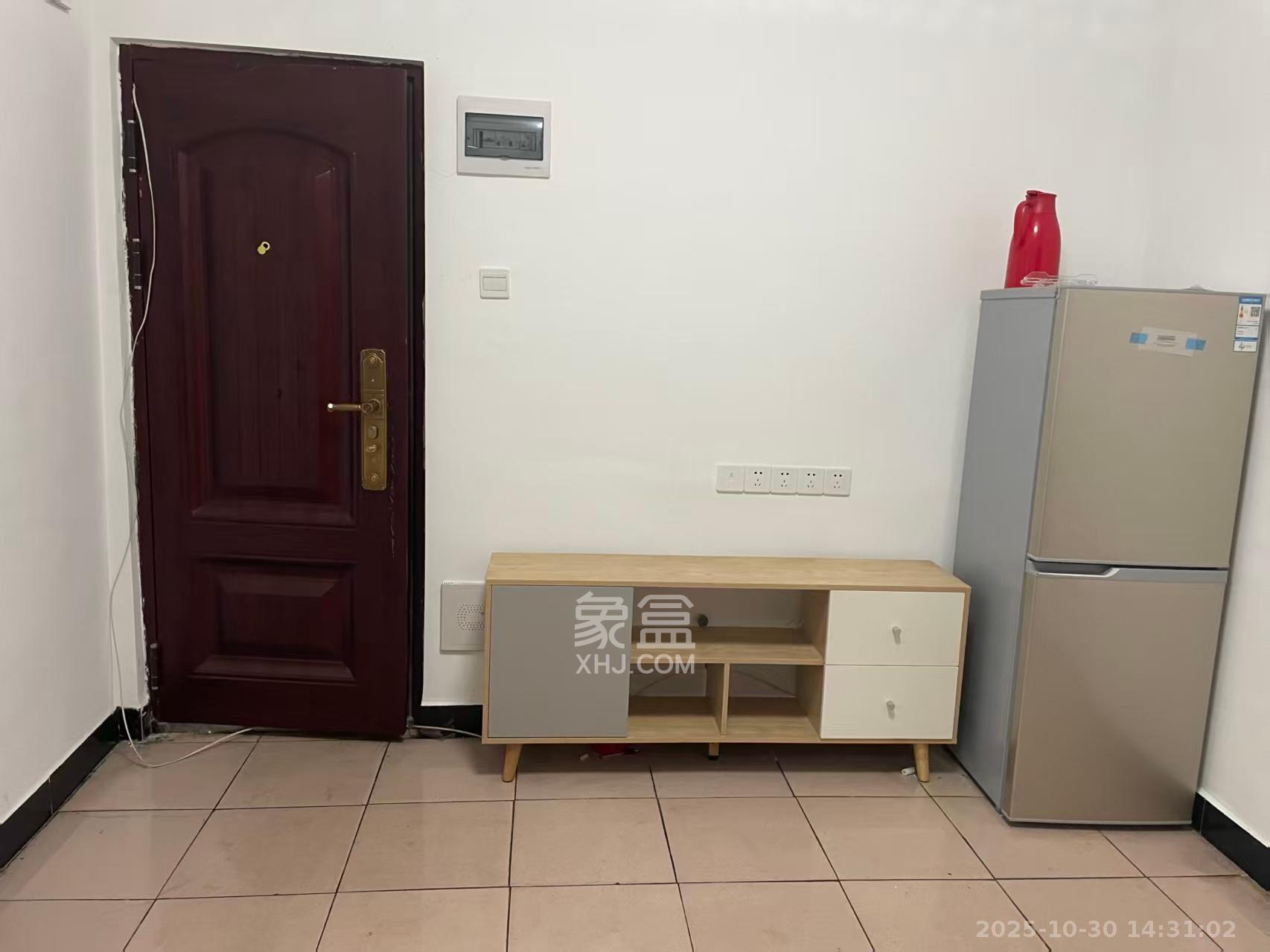 朝阳一、二村  1室1厅1卫    1450.0元/月 朝阳一、二村  1室1厅1卫    1450.0元/月室内图