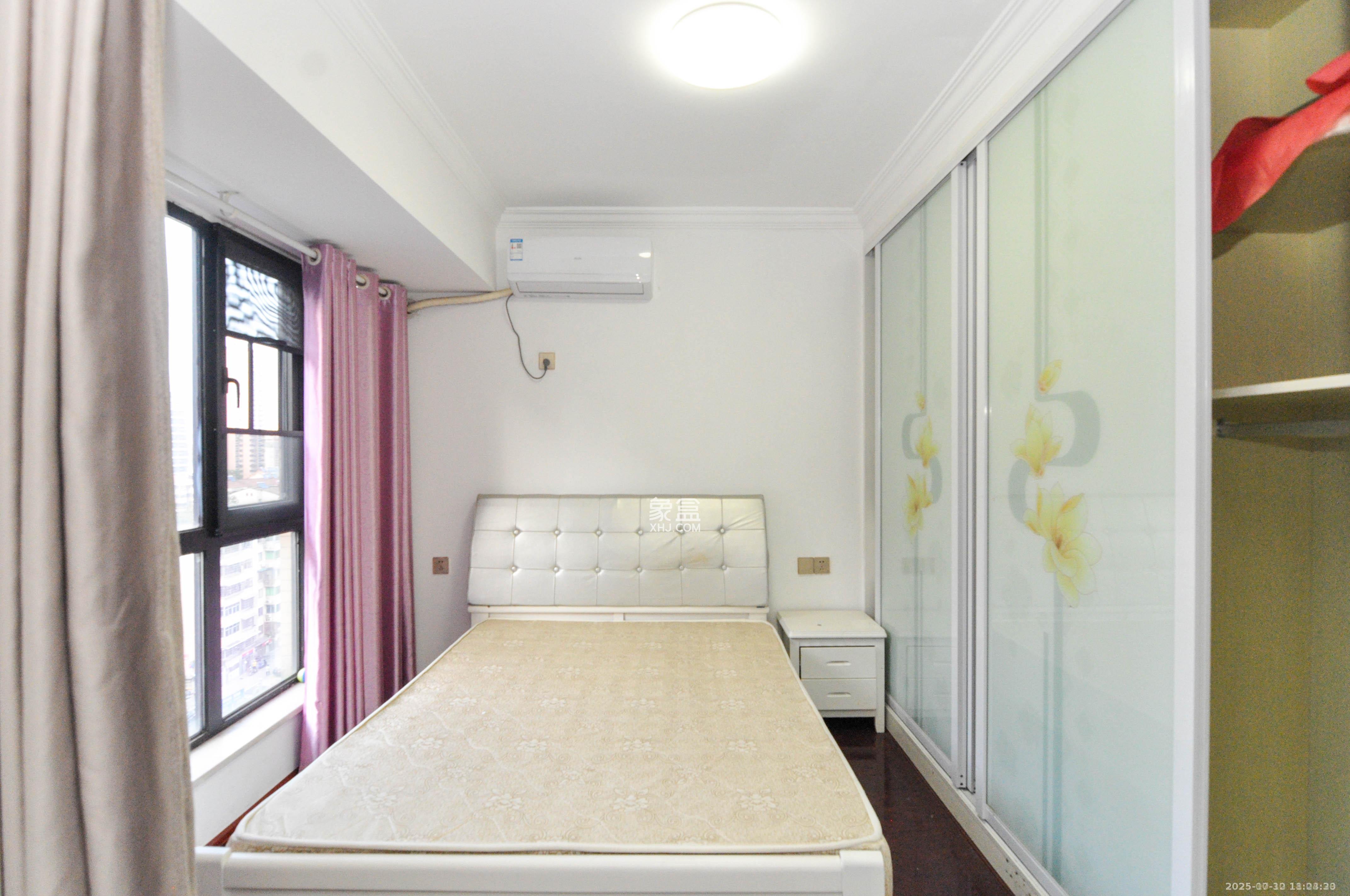 阿普阿布  3室2厅2卫    2700.0元/月室内图