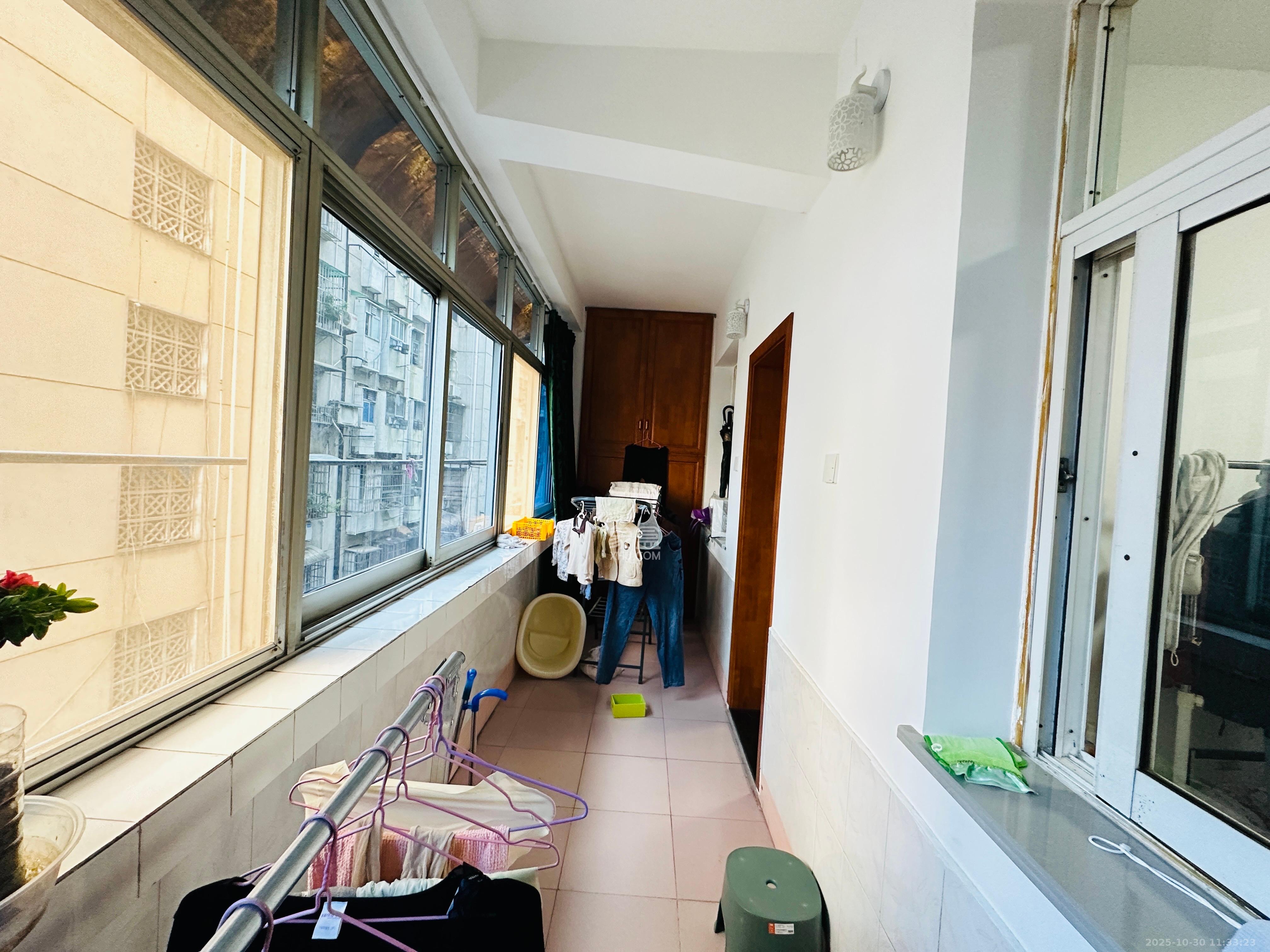 东瓜山二村  2室1厅1卫    1800.0元/月 东瓜山二村  2室1厅1卫    1800.0元/月室内图