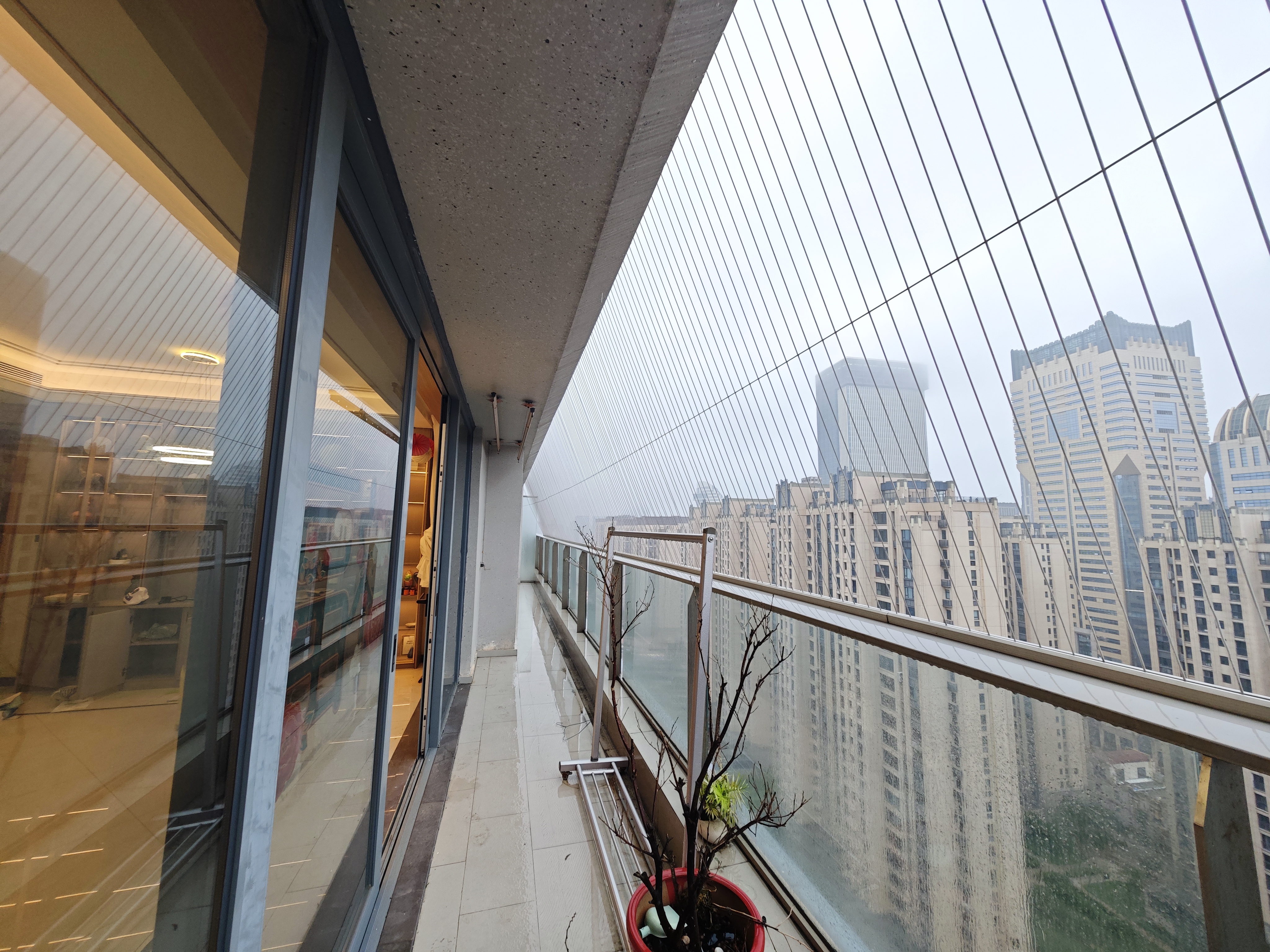 龙兴公馆  3室2厅2卫    7000.0元/月室内图