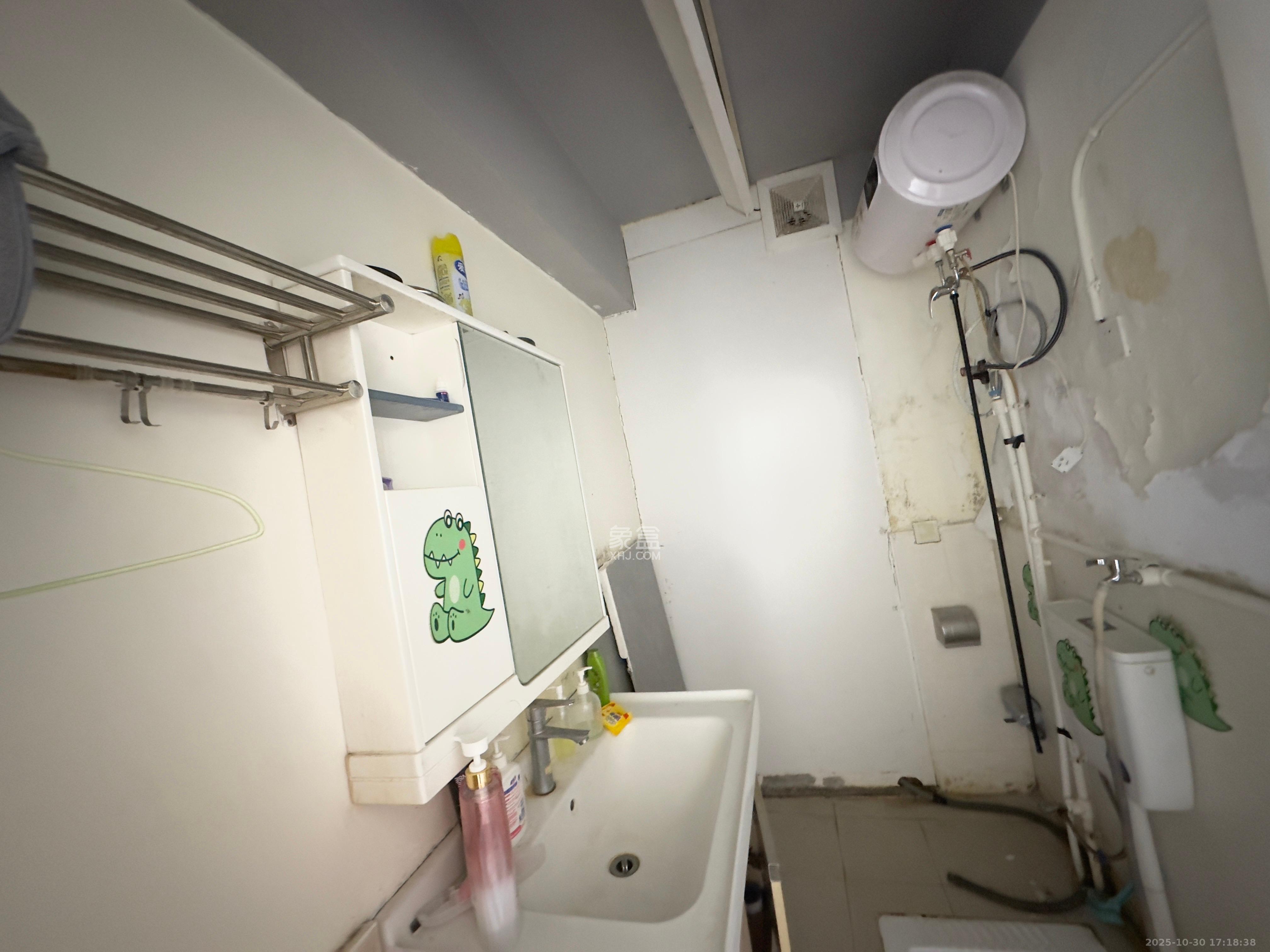 汇富中心   230.0㎡      6000.0元/月室内图