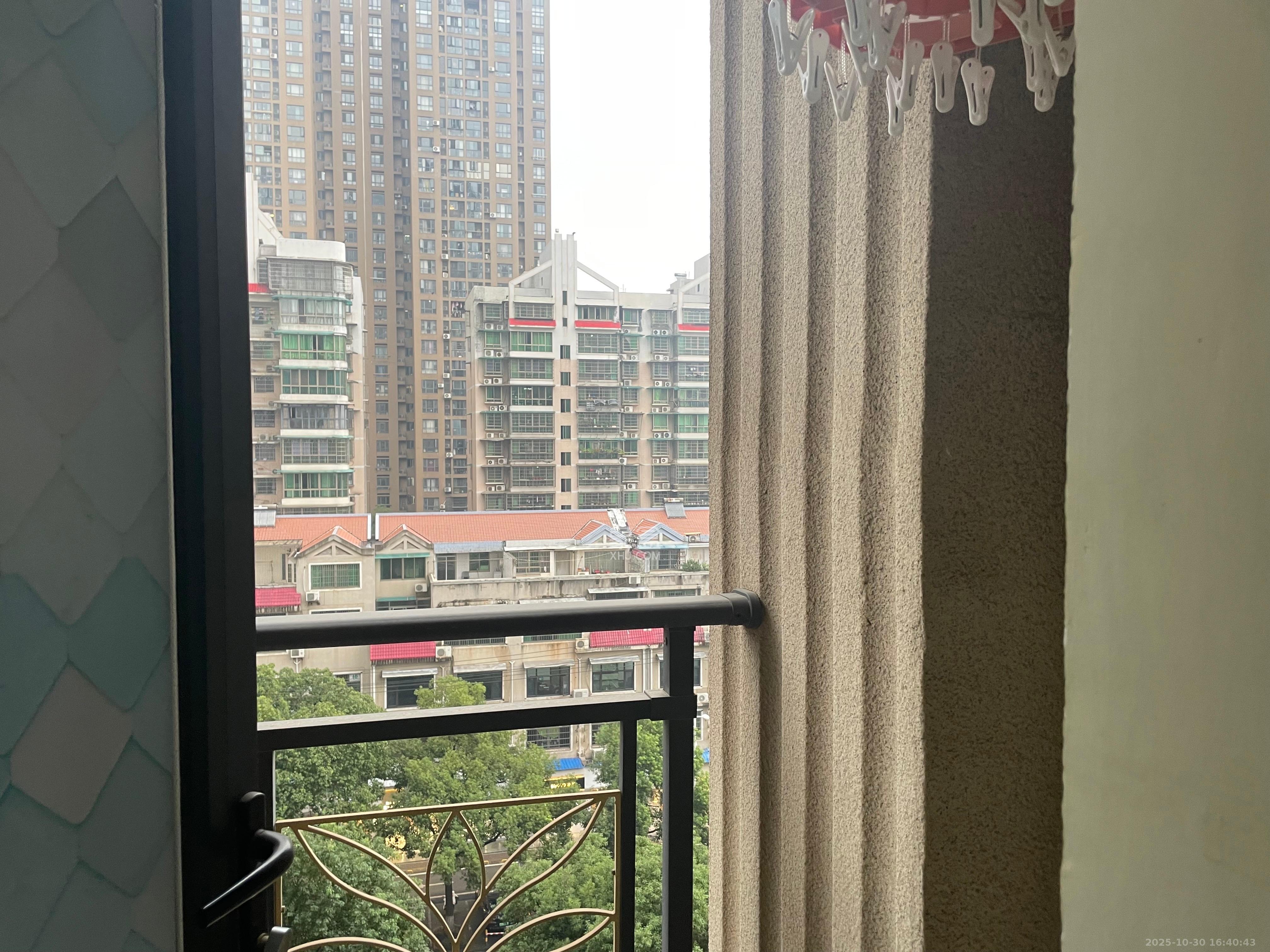 阳光锦城  1室1厅1卫    1600.0元/月室内图