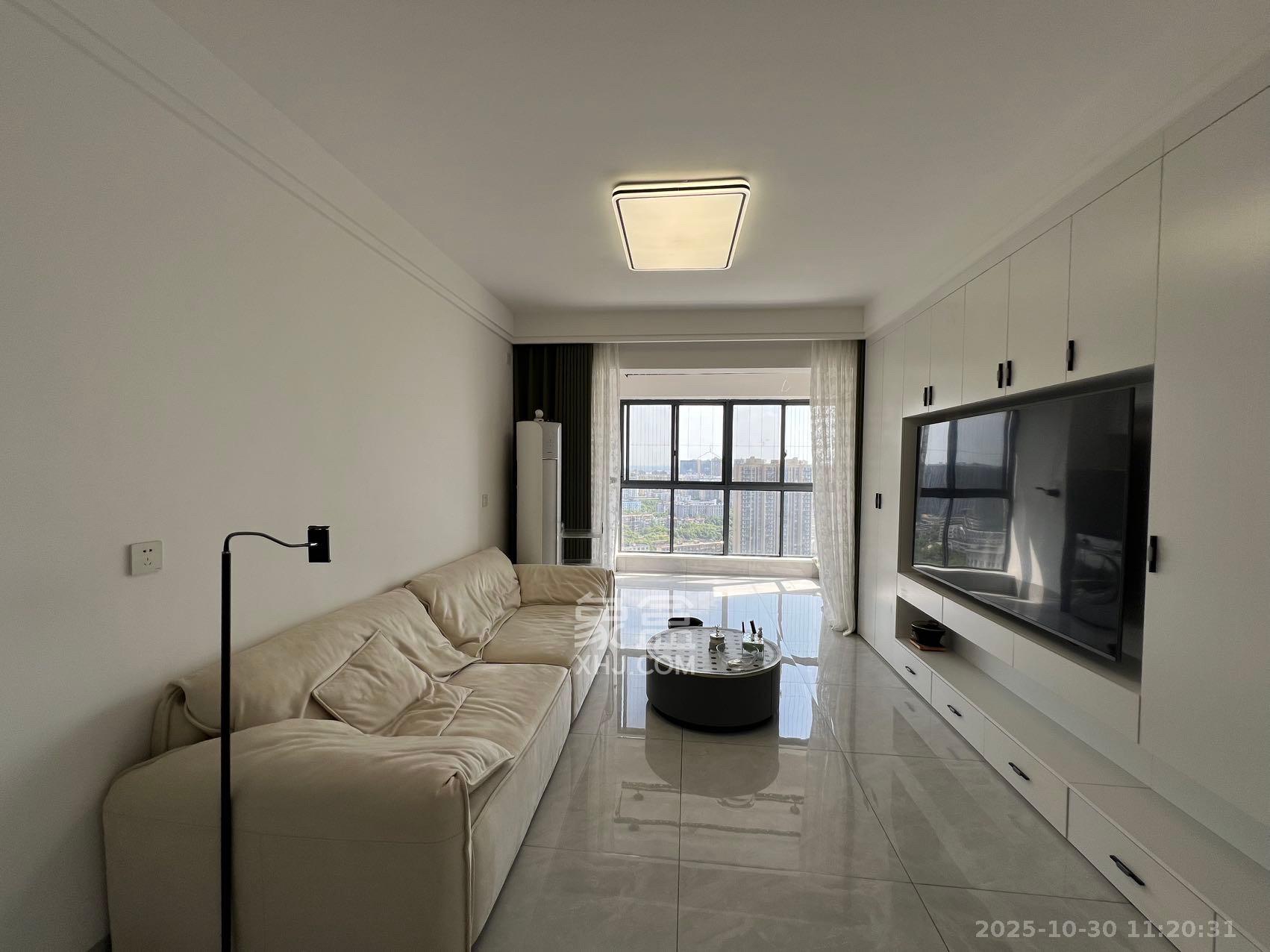 荣悦台  2室1厅1卫    3600.0元/月室内图