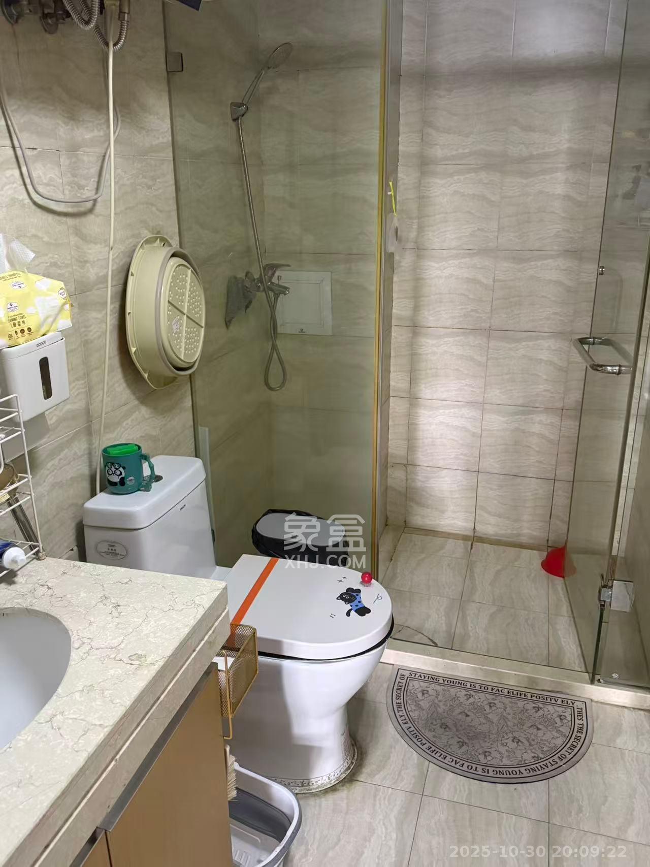 北辰三角洲E3区  1室1厅1卫    2500.0元/月室内图