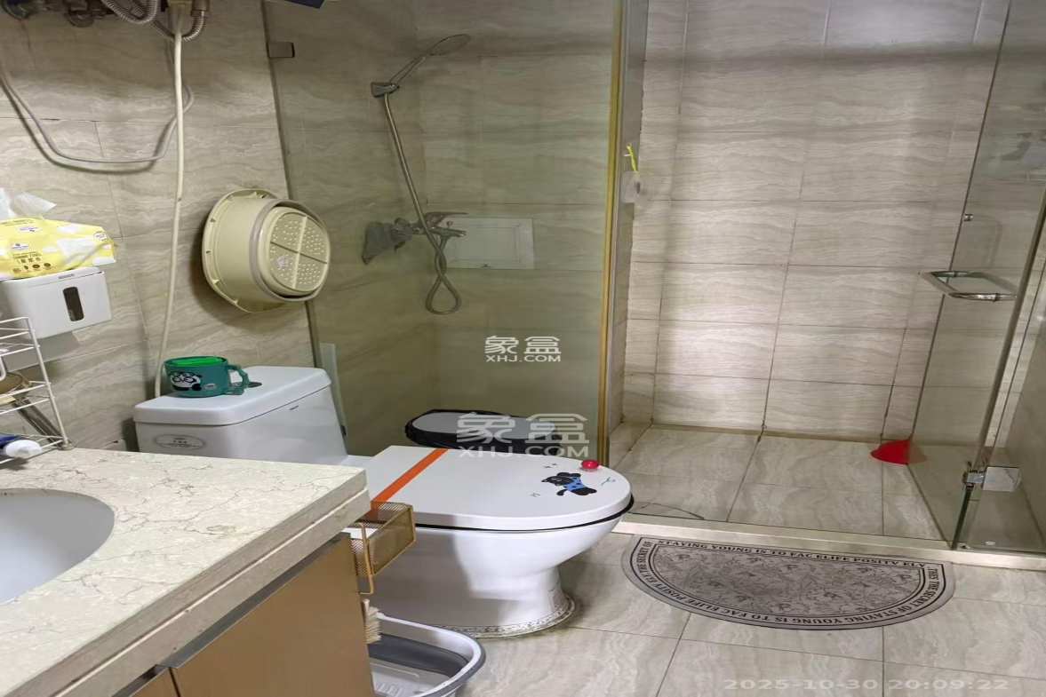 北辰三角洲E3区 1室1厅1卫 2500.0元/月 北辰三角洲E3区 1室1厅1卫 2500.0元/月室内图