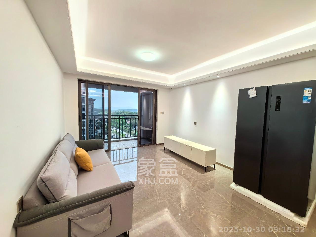 阳光城翡丽云邸  3室2厅2卫    2200.0元/月 阳光城翡丽云邸  3室2厅2卫    2200.0元/月室内图