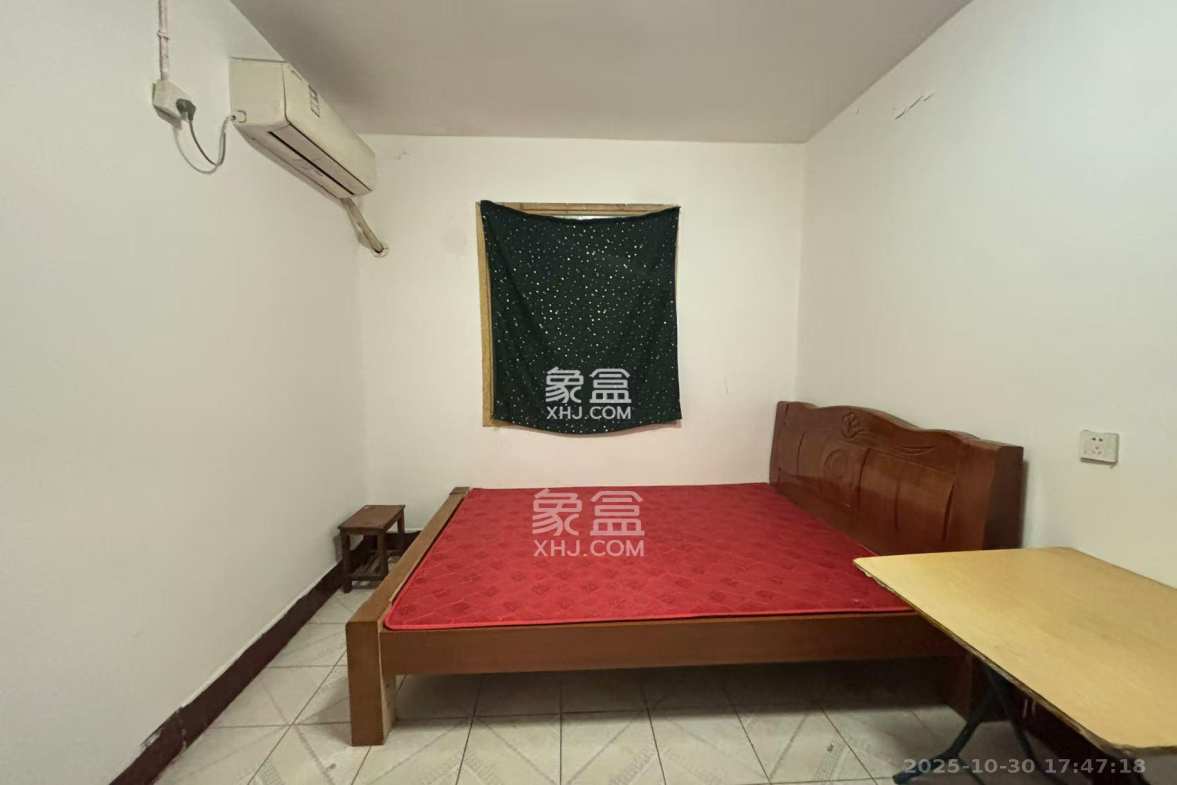 湖橡宿舍/湖橡小区 2室1厅1卫 1200.0元/月 湖橡宿舍/湖橡小区 2室1厅1卫 1200.0元/月室内图