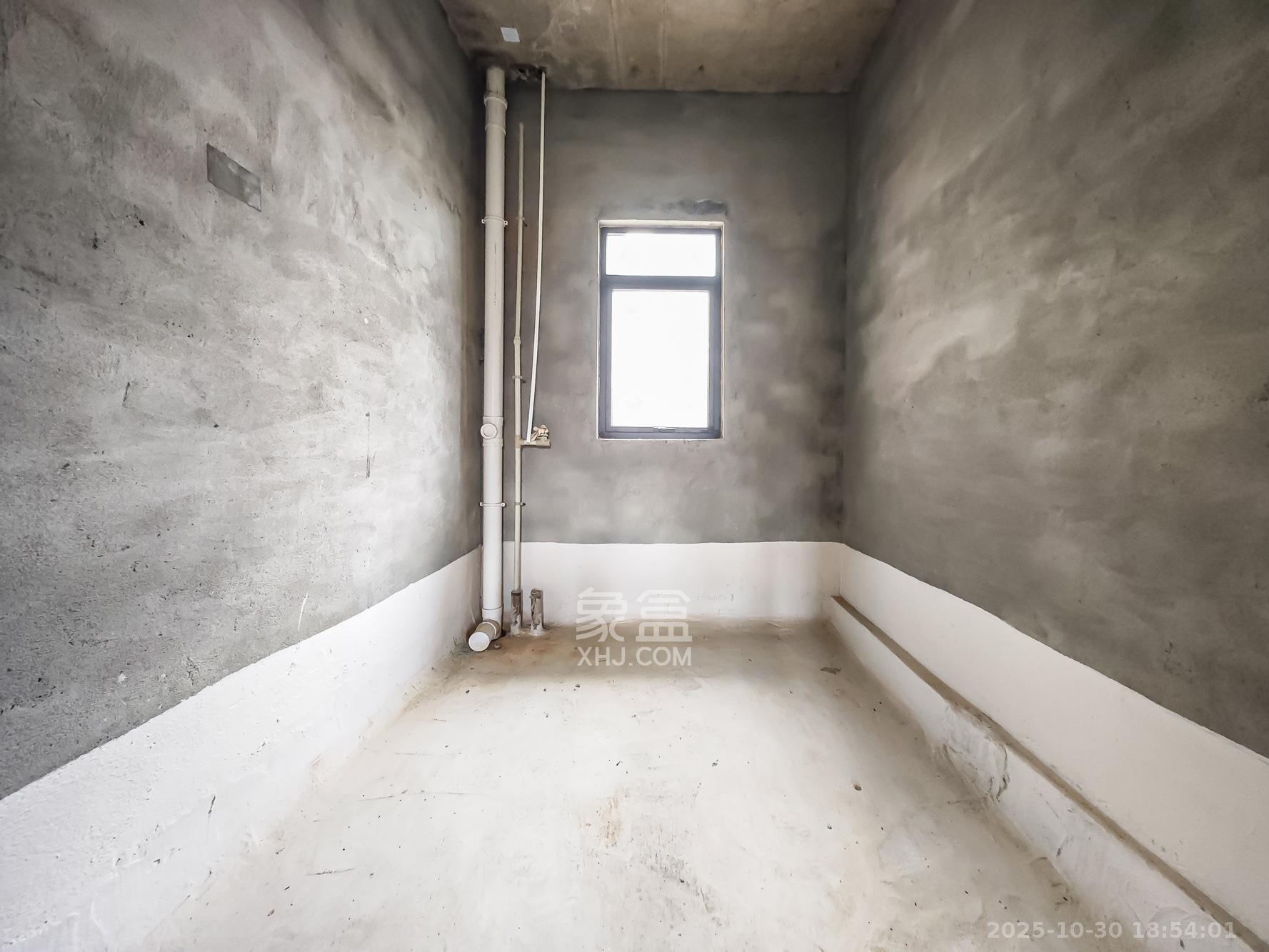 恒基旭辉湖山赋 5室3厅3卫 280.0万 恒基旭辉湖山赋 5室3厅3卫 280.0万卫生间