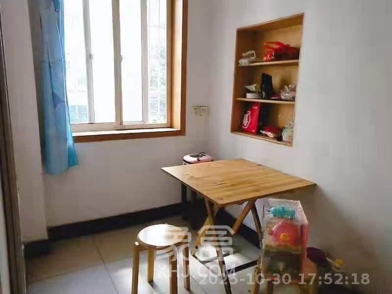 解放四村教工宿舍（裕南街190号）  2室1厅1卫    1400.0元/月室内图