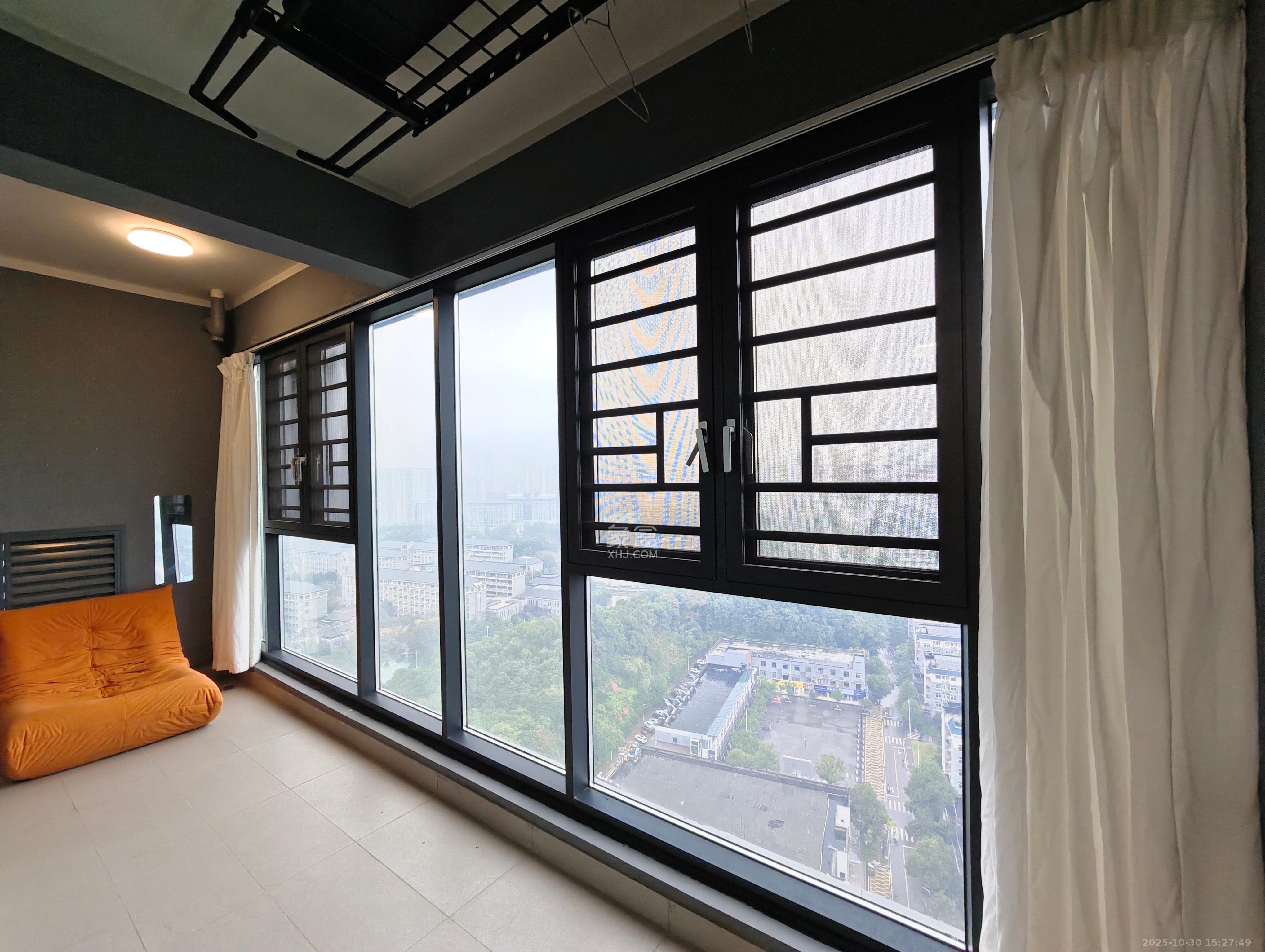 梅溪悦章 3室2厅2卫 3500.0元/月 梅溪悦章 3室2厅2卫 3500.0元/月室内图