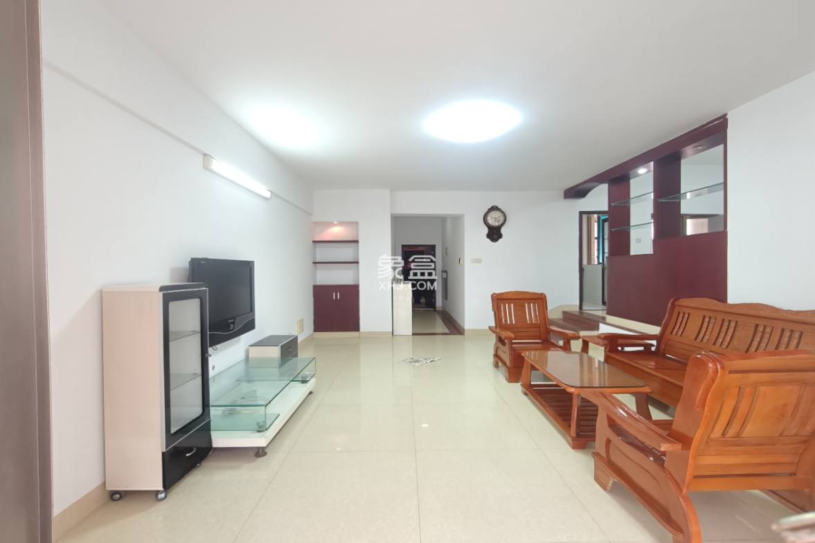 南海绿洲 3室2厅2卫 2900.0元/月 南海绿洲 3室2厅2卫 2900.0元/月室内图