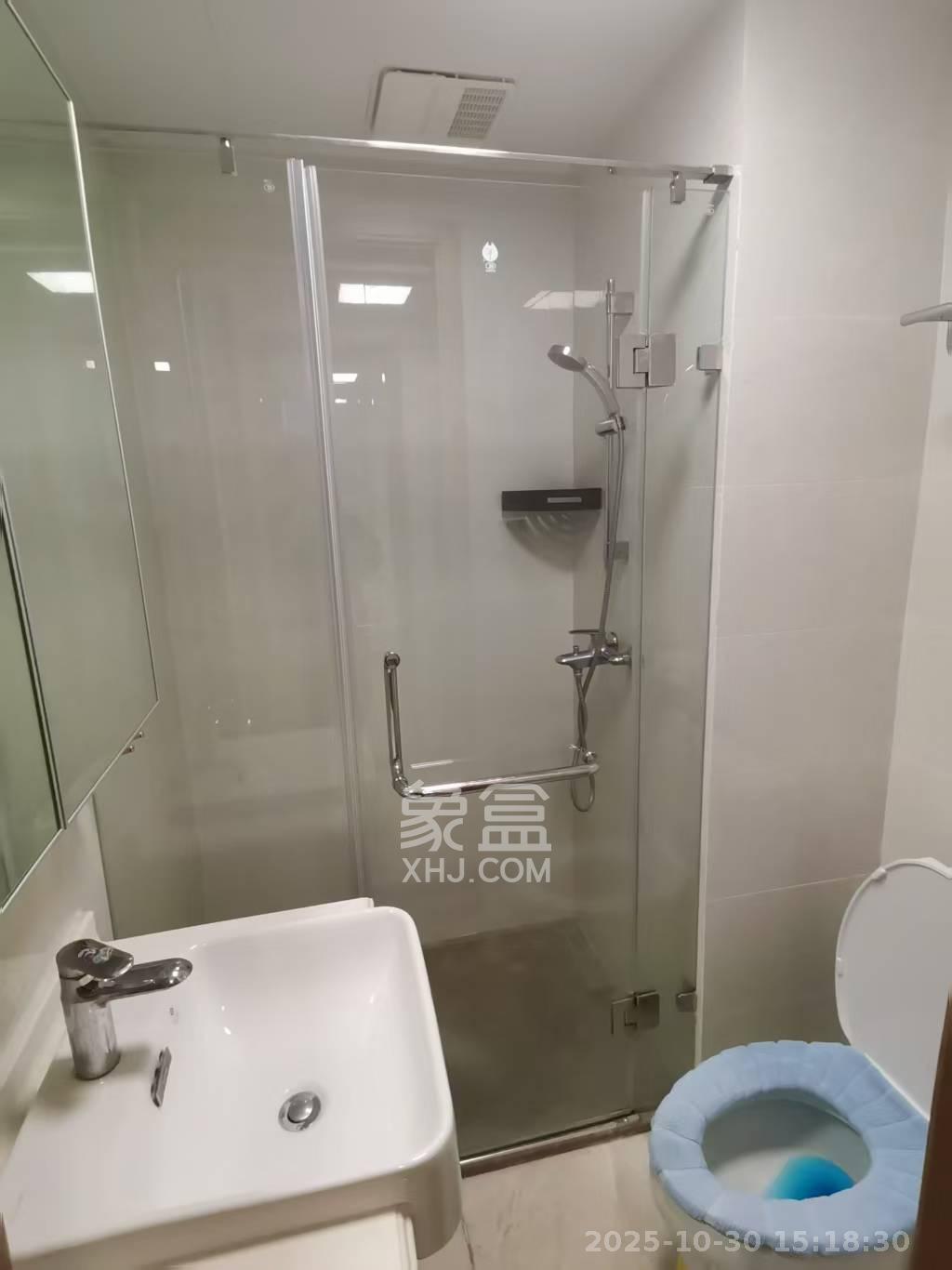 中海梅溪湖壹号 1室1厅1卫 2380.0元/月 中海梅溪湖壹号 1室1厅1卫 2380.0元/月室内图