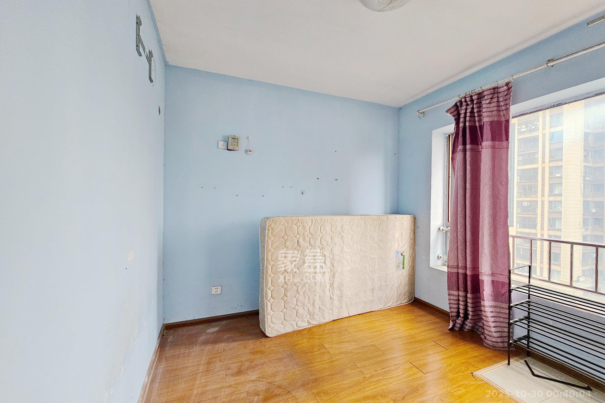 嘉宇盛世华章  4室2厅2卫    115.0万卧室