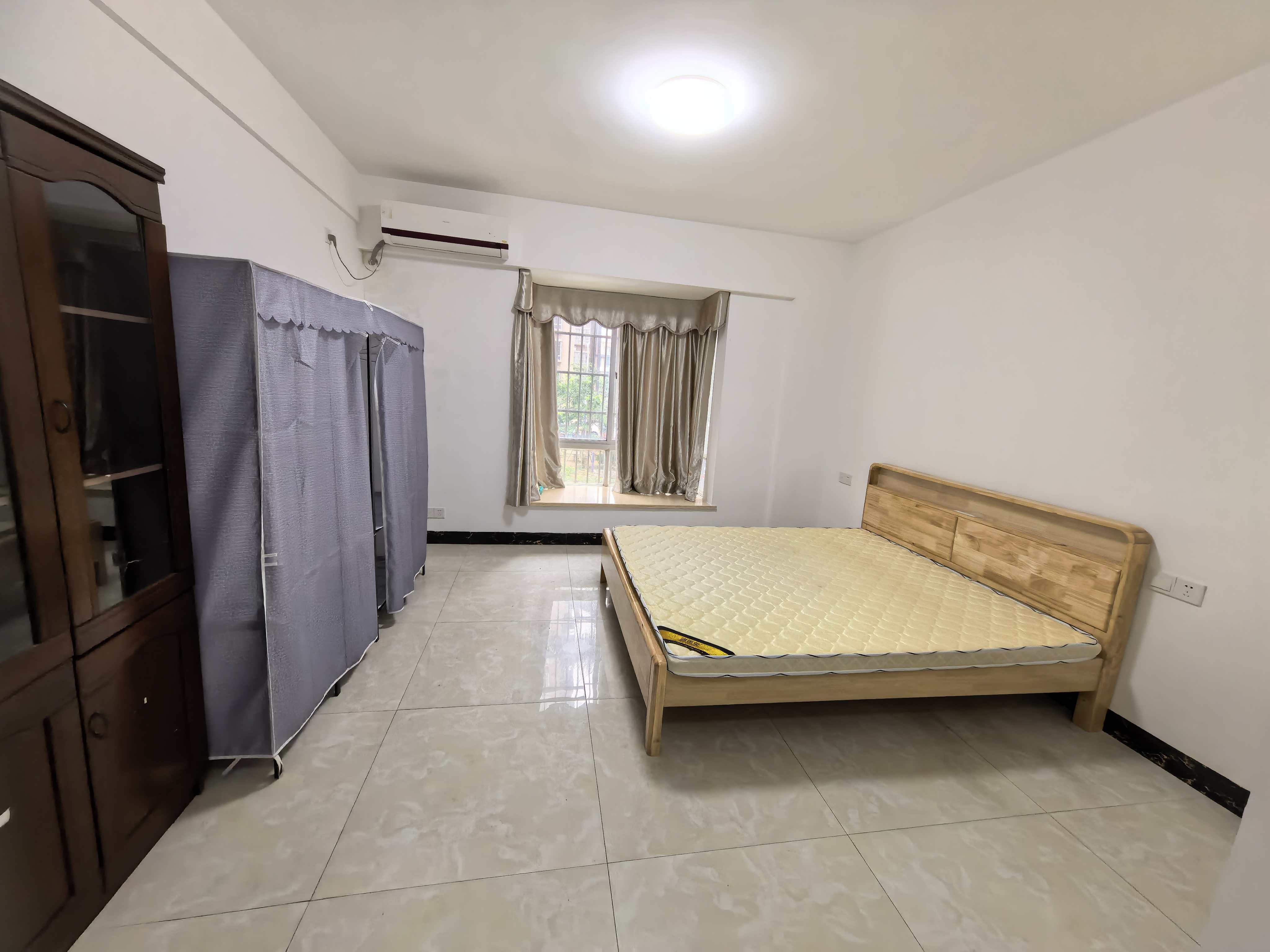 学苑公寓 3室2厅2卫 3200.0元/月 学苑公寓 3室2厅2卫 3200.0元/月室内图