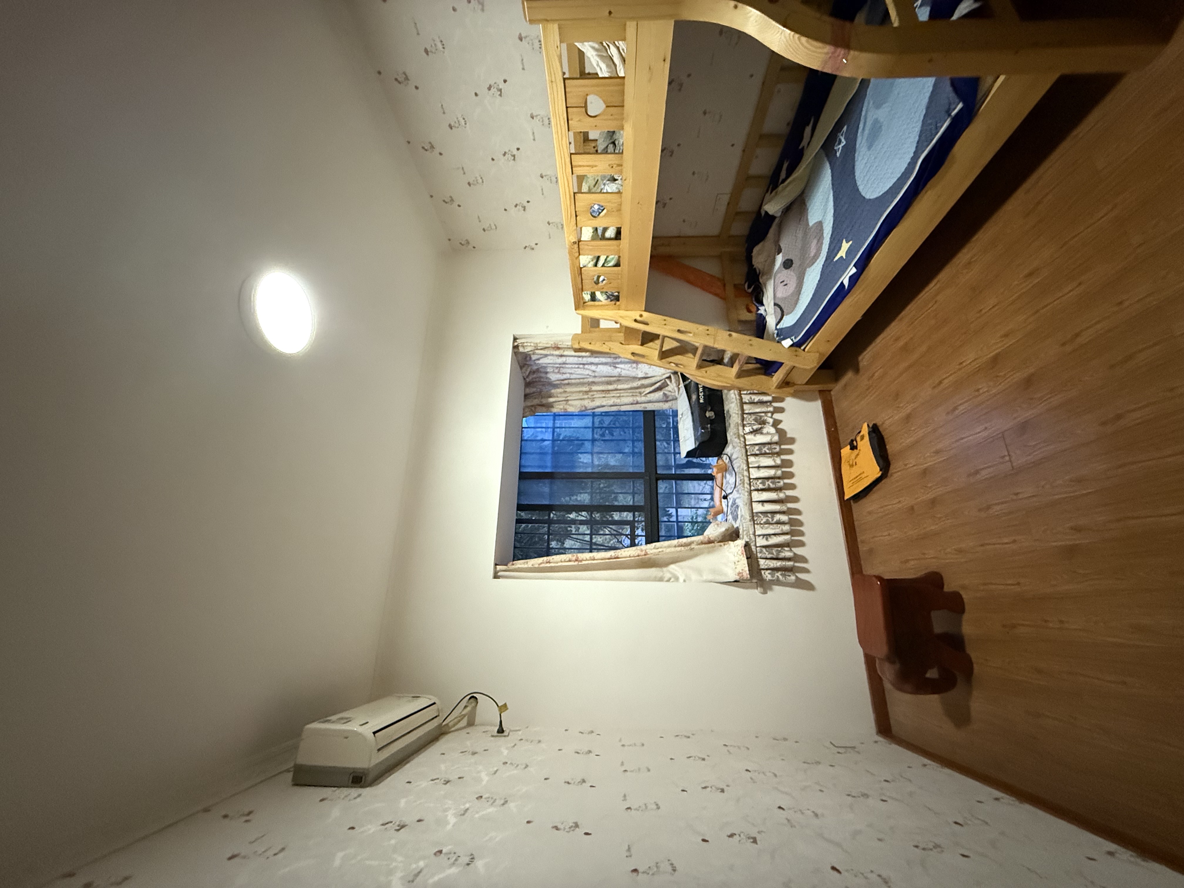 长湖峰境  1室0厅0卫    2500.0元/月室内图