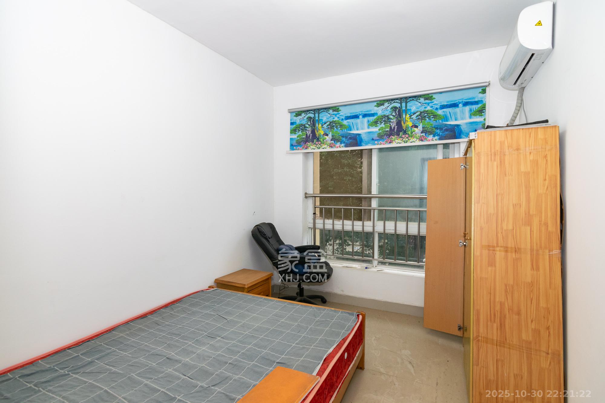 晟通城  3室1厅1卫    38.0万卧室