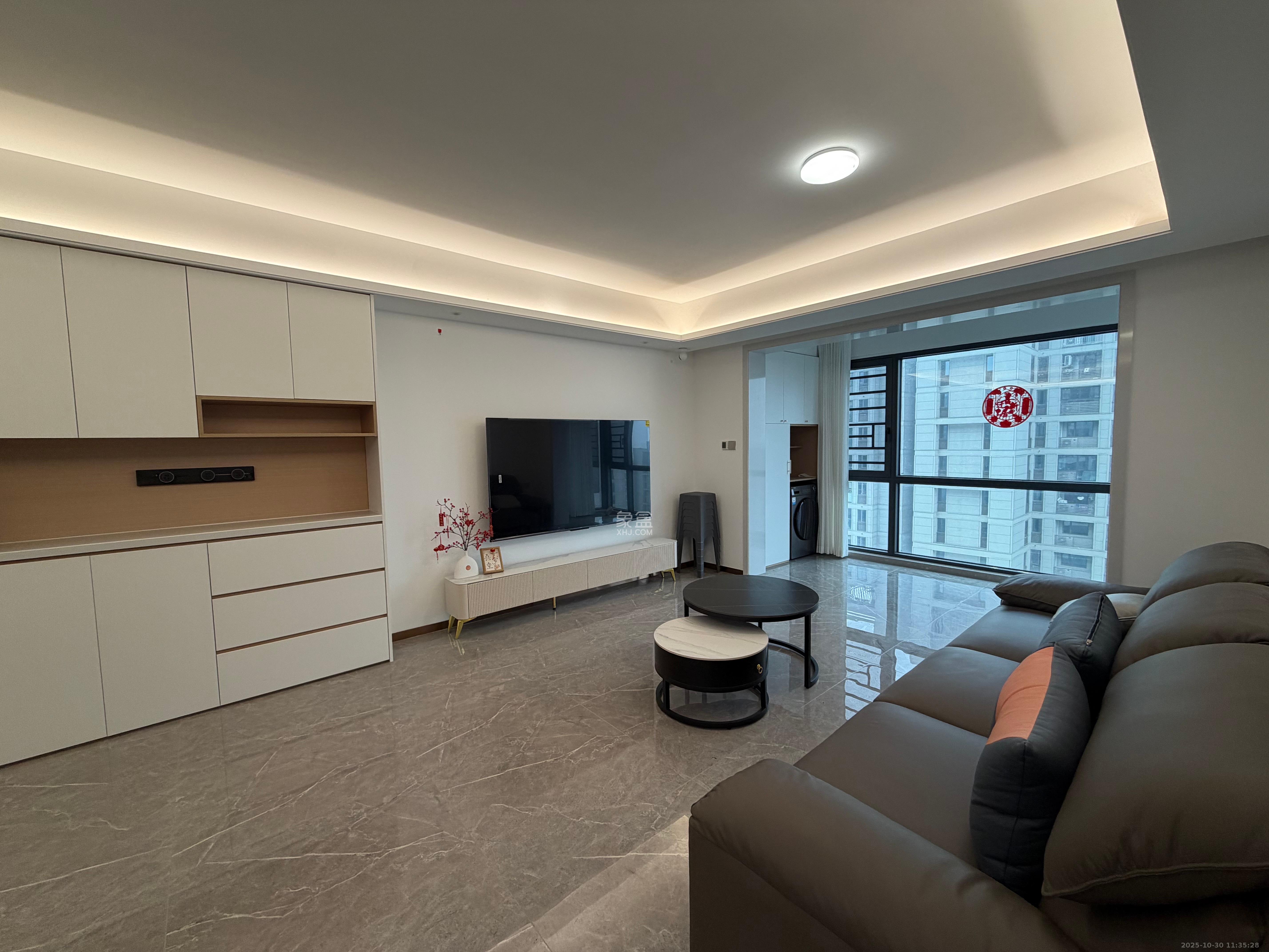 长沙溪山悦  4室2厅2卫    3400.0元/月 长沙溪山悦  4室2厅2卫    3400.0元/月室内图1