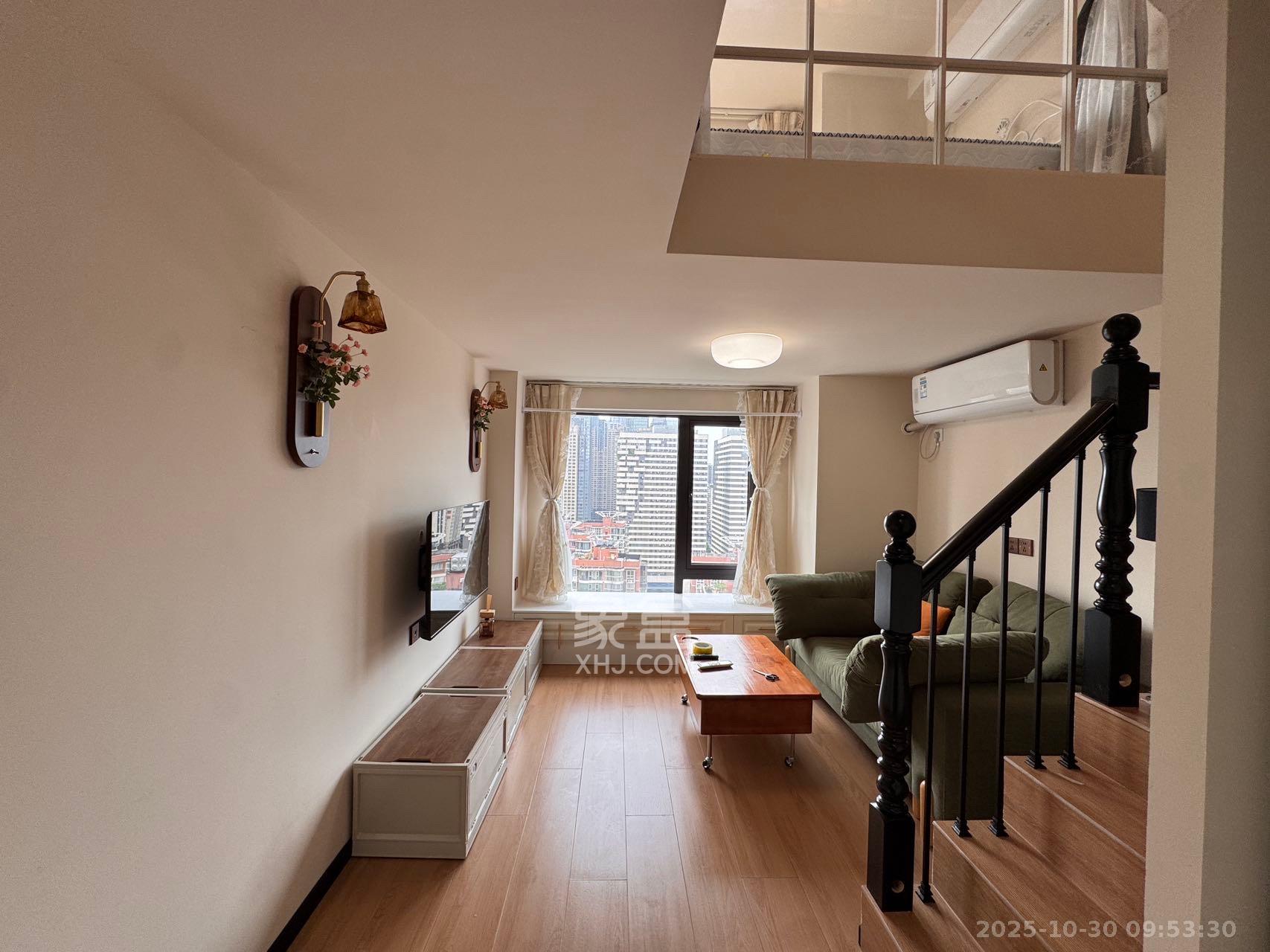 卓越江岸  2室1厅1卫    2800.0元/月室内图