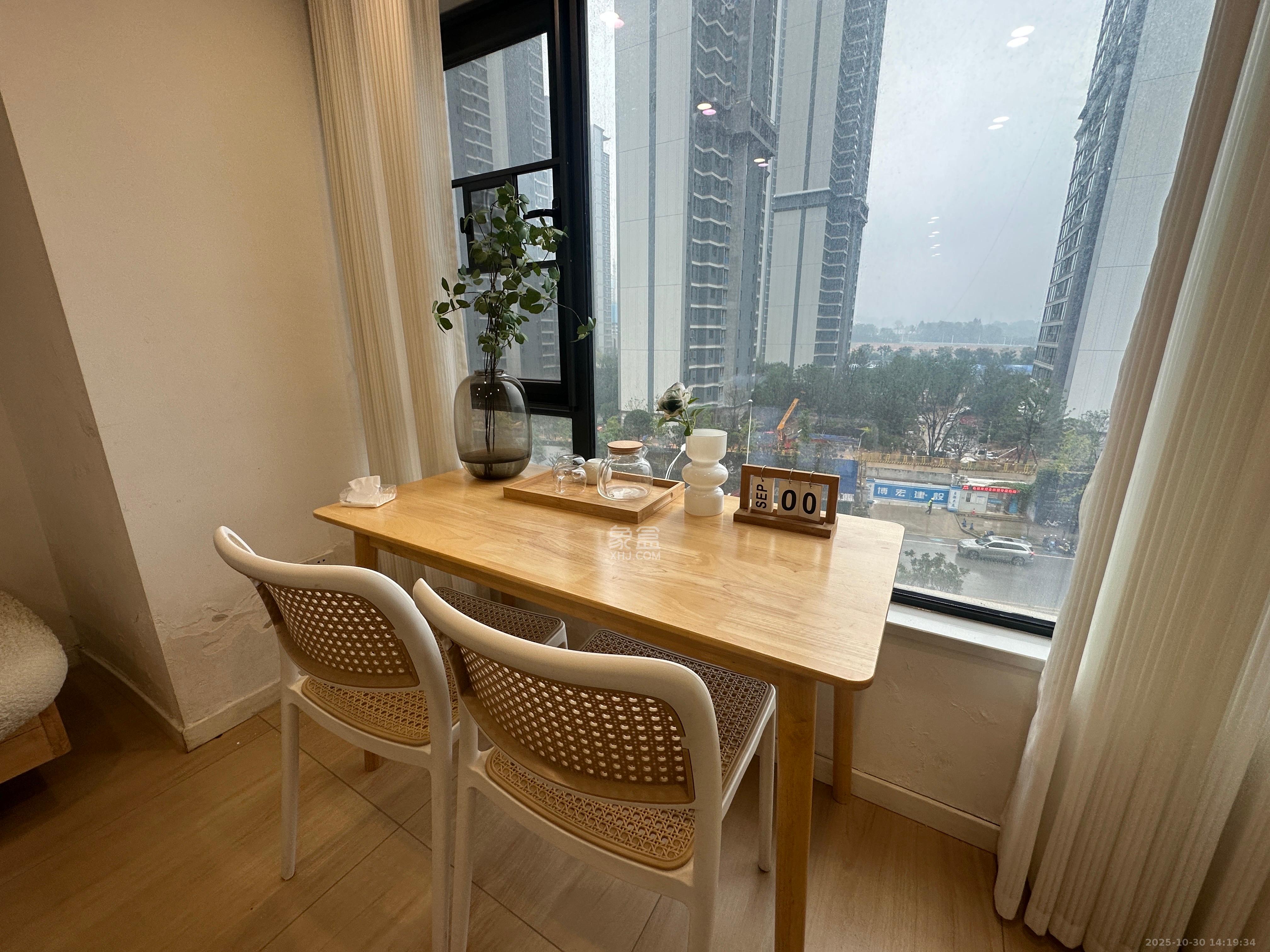 北辰时光里  2室1厅1卫    2000.0元/月室内图