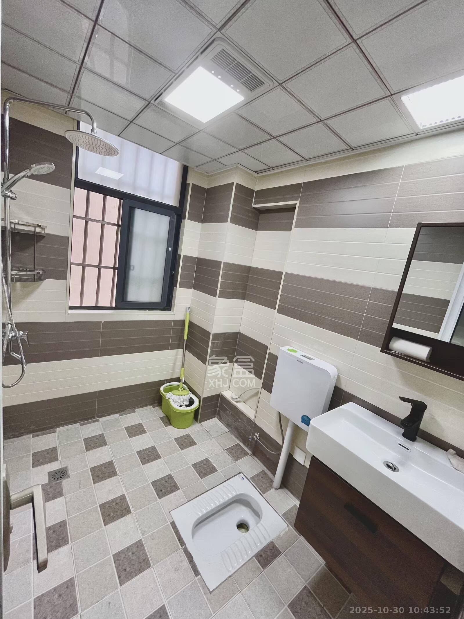 百合御都 2室2厅1卫 1600.0元/月 百合御都 2室2厅1卫 1600.0元/月室内图