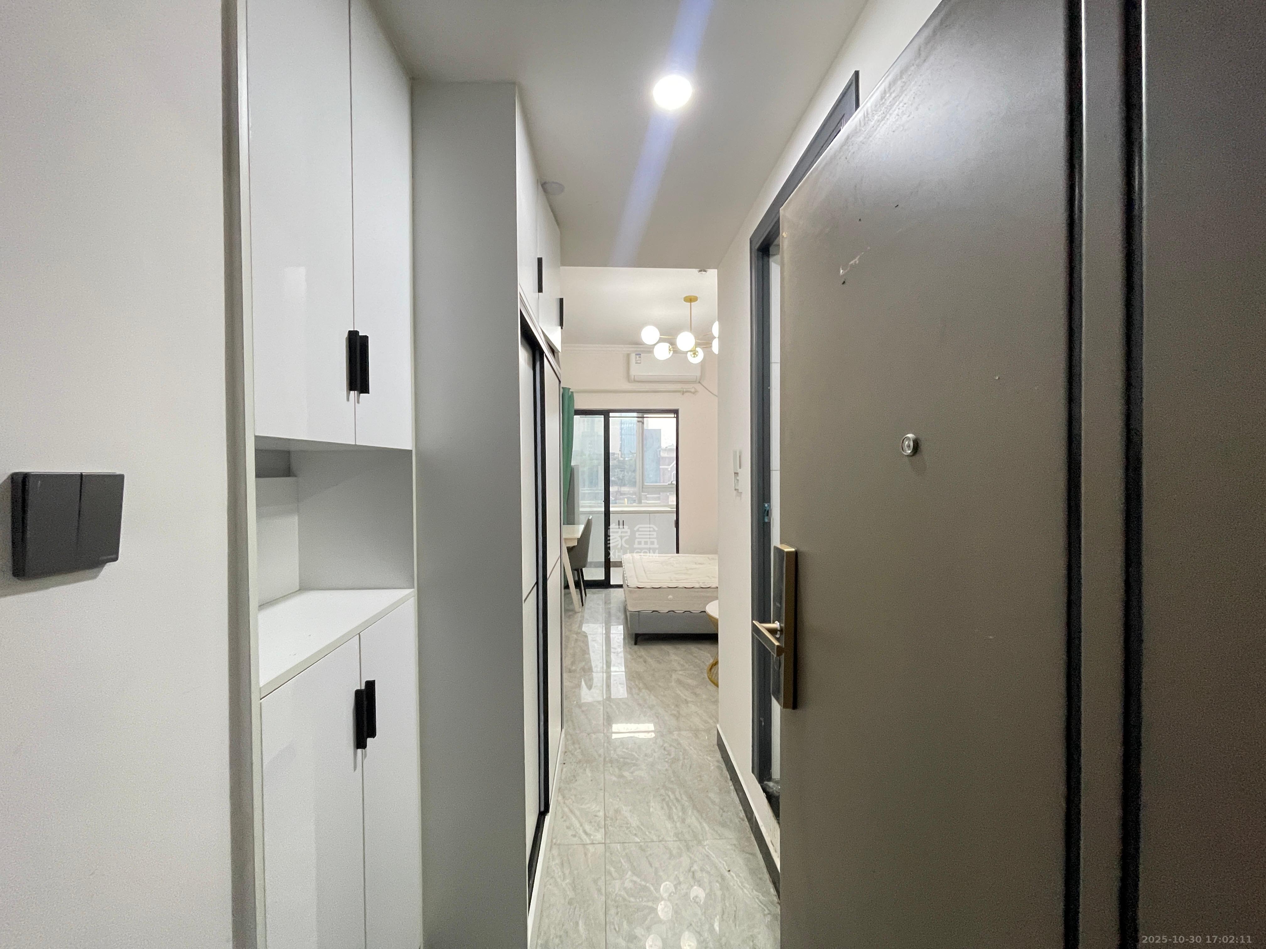 卓越伊景寓  1室1厅1卫    1500.0元/月室内图