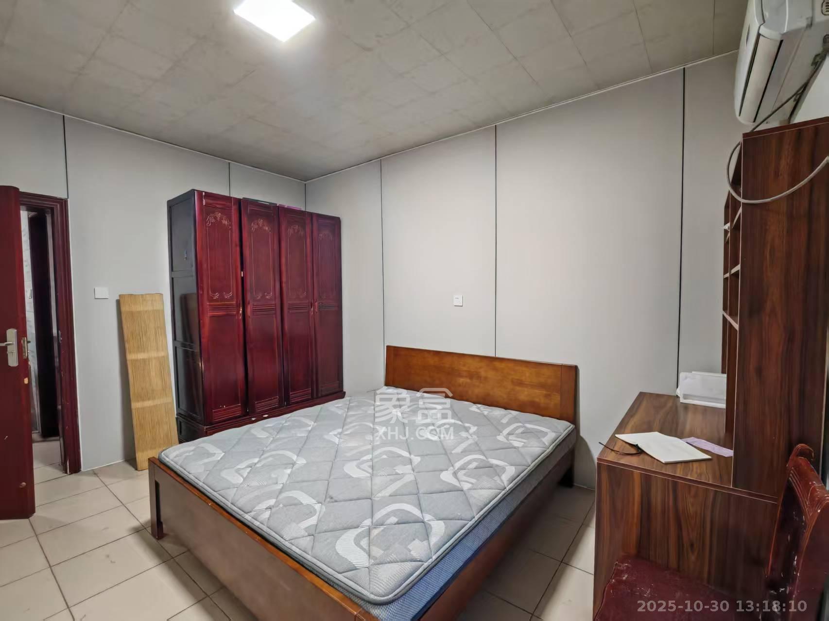 梅岭村  2室2厅1卫    1700.0元/月室内图