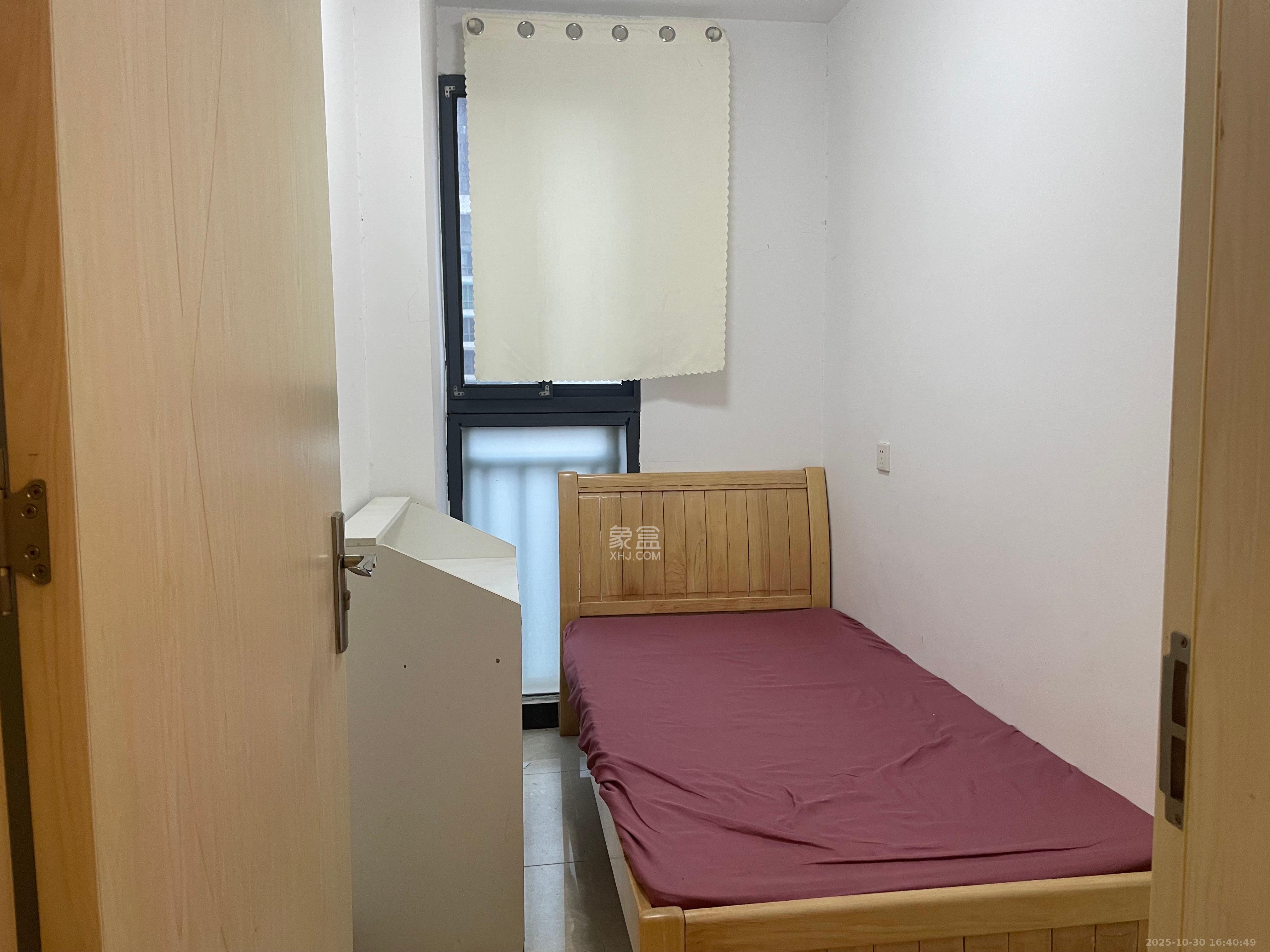 阳光锦城  1室1厅1卫    1600.0元/月室内图