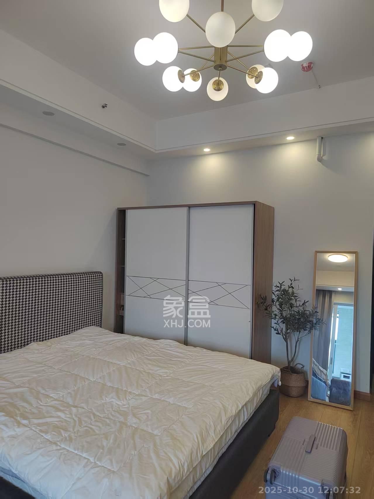 江南华府  1室1厅1卫    1900.0元/月室内图