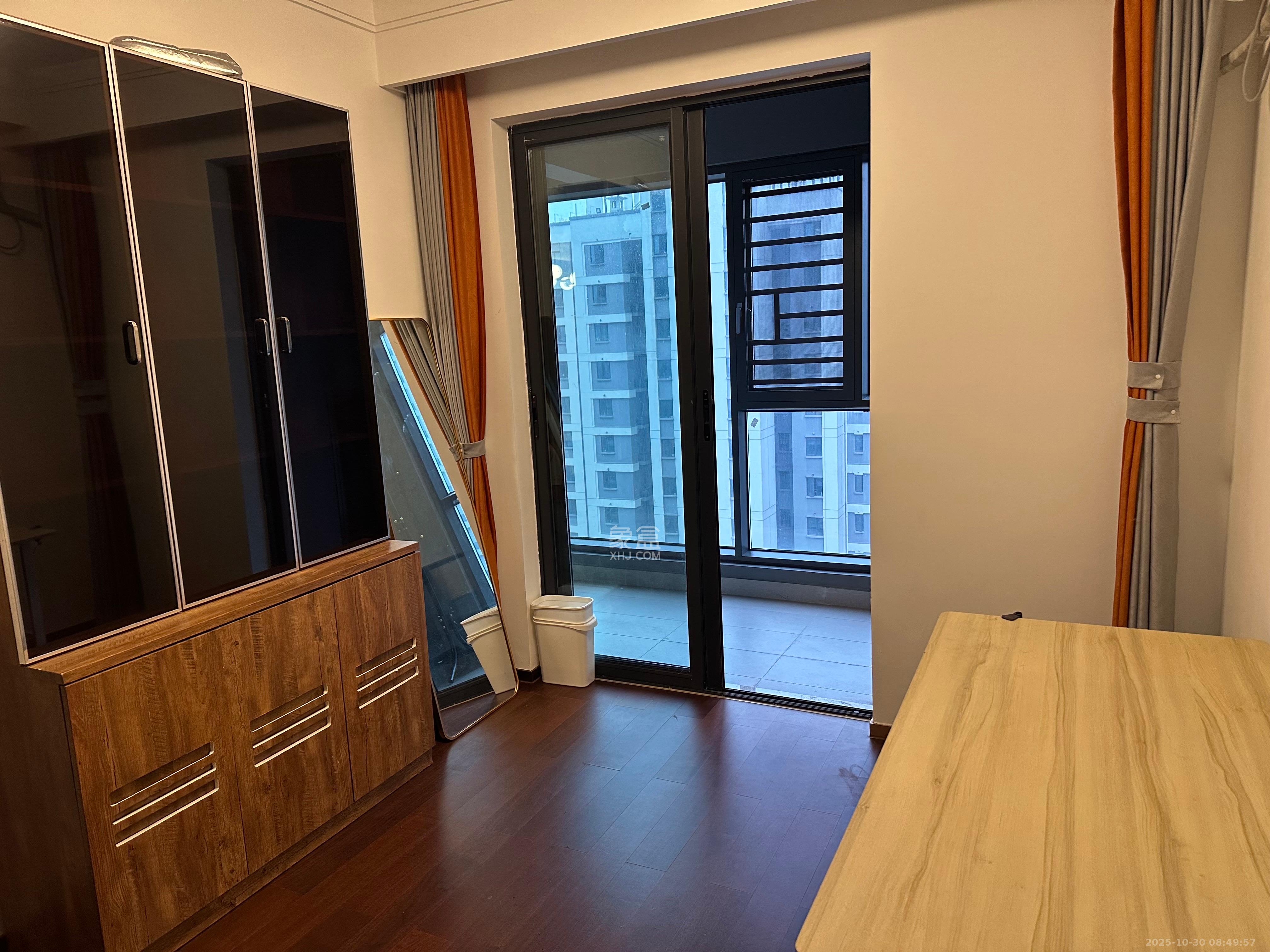 梅溪悦章  4室2厅2卫    4200.0元/月室内图