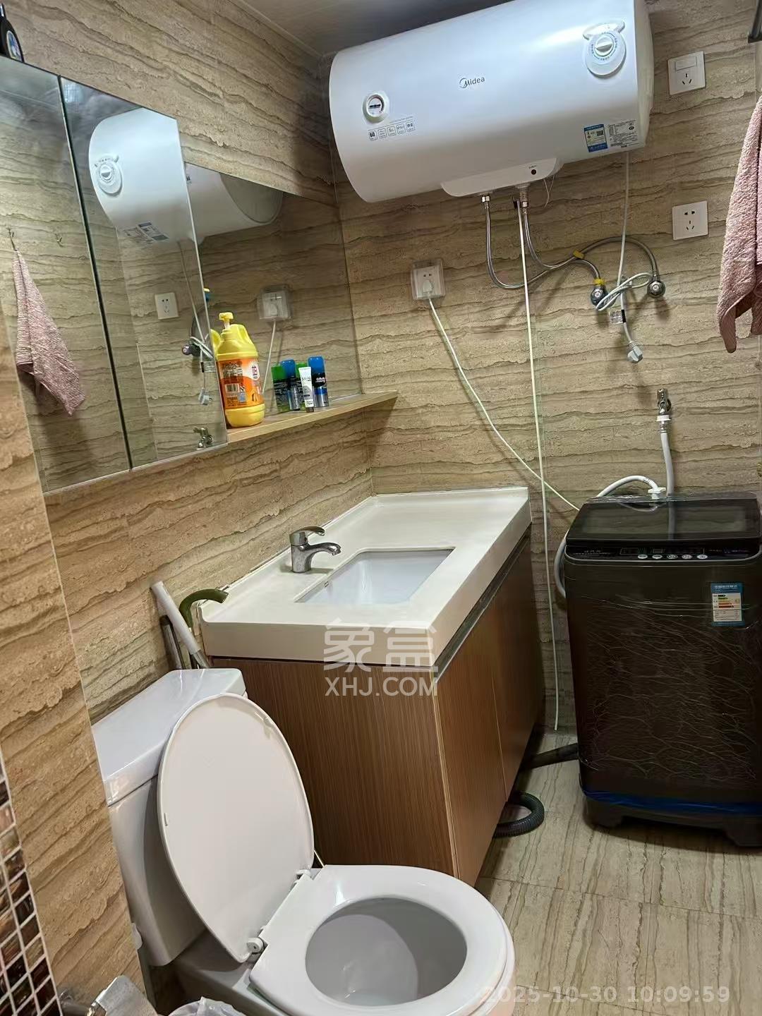 米兰春天  1室1厅1卫    1200.0元/月 米兰春天  1室1厅1卫    1200.0元/月室内图