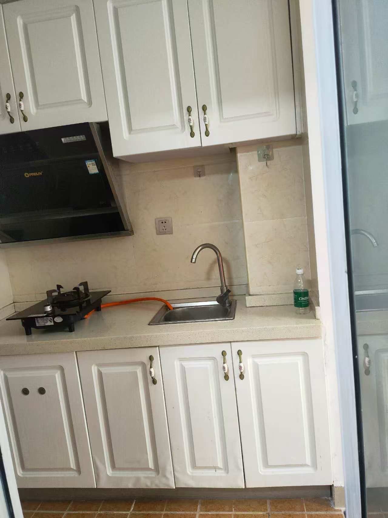 书馨苑  1室0厅1卫    1600.0元/月 书馨苑  1室0厅1卫    1600.0元/月室内图