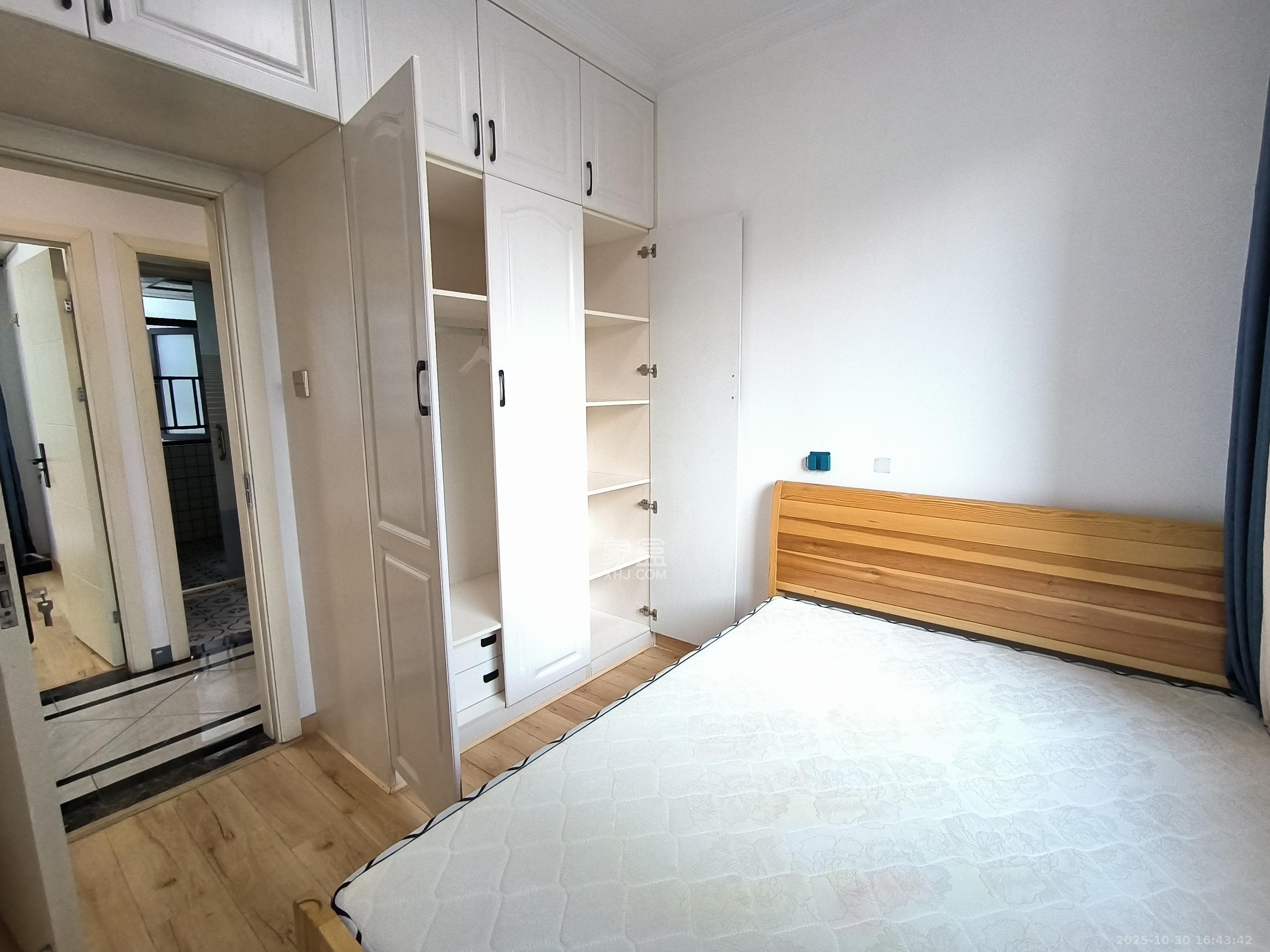 富洲滨江雅苑 3室2厅1卫 3200.0元/月 富洲滨江雅苑 3室2厅1卫 3200.0元/月室内图