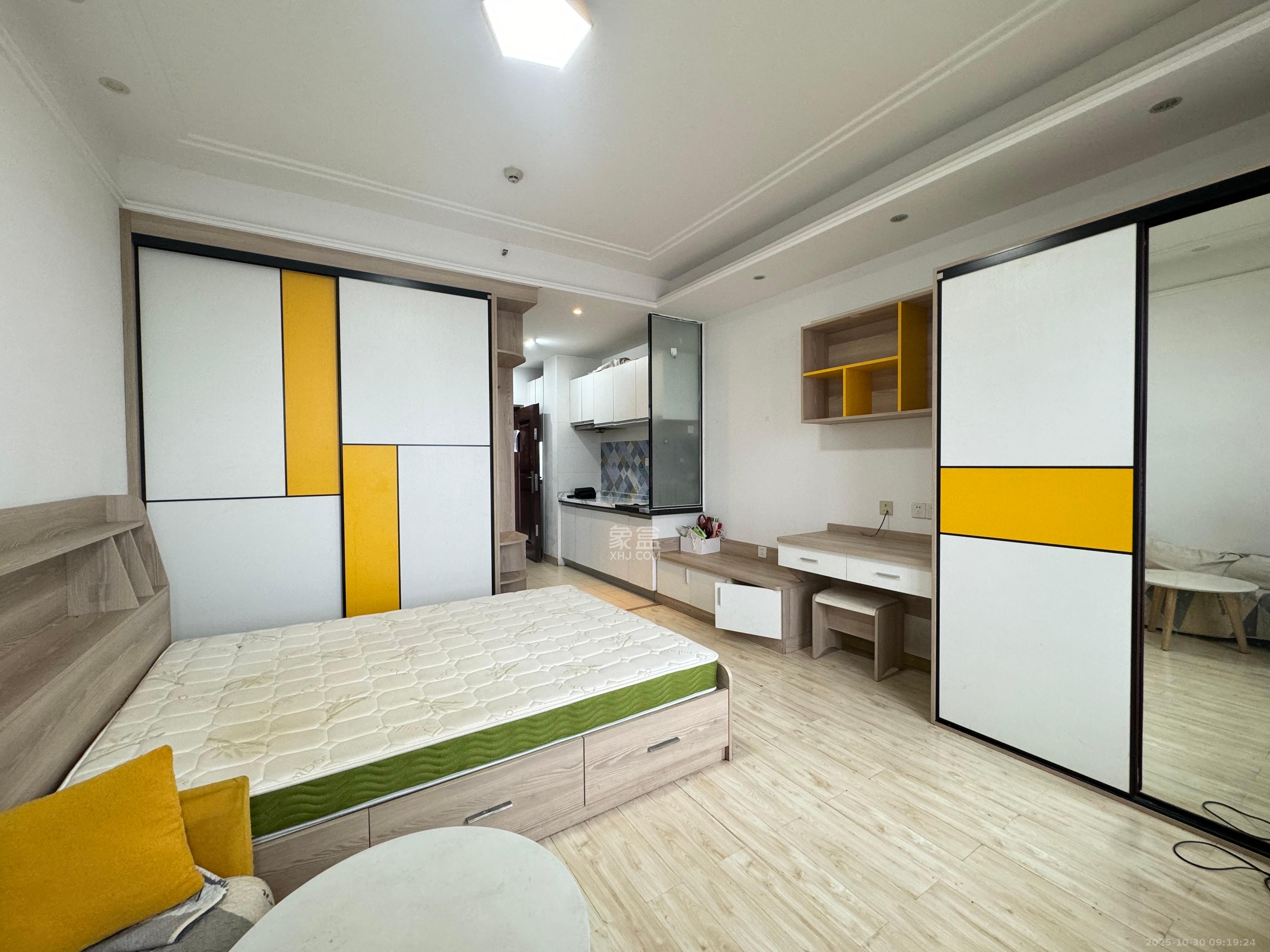 江山帝景哈佛  1室0厅0卫    1300.0元/月 江山帝景哈佛  1室0厅0卫    1300.0元/月室内图